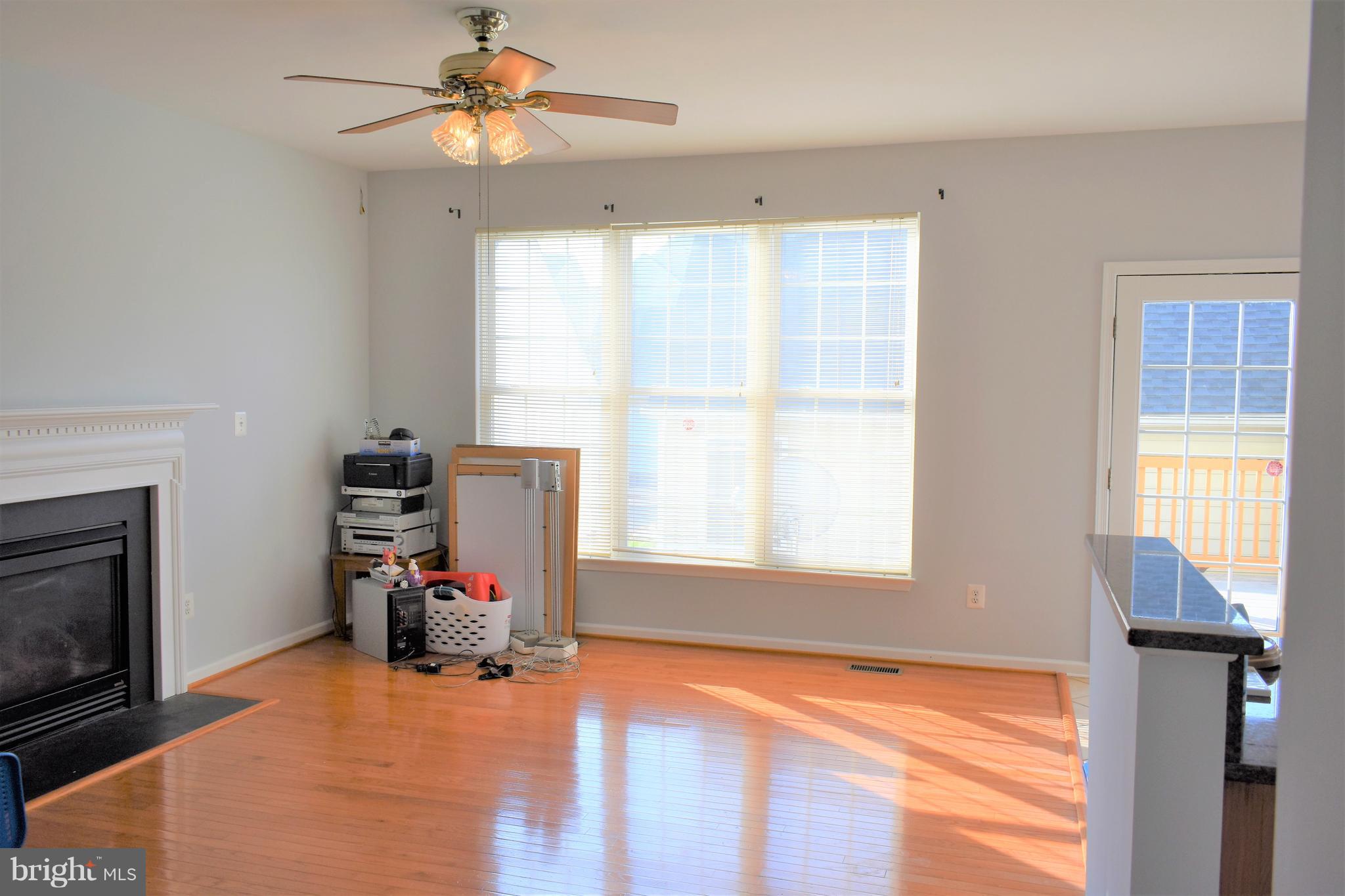 CHANTILLY - Residential Lease