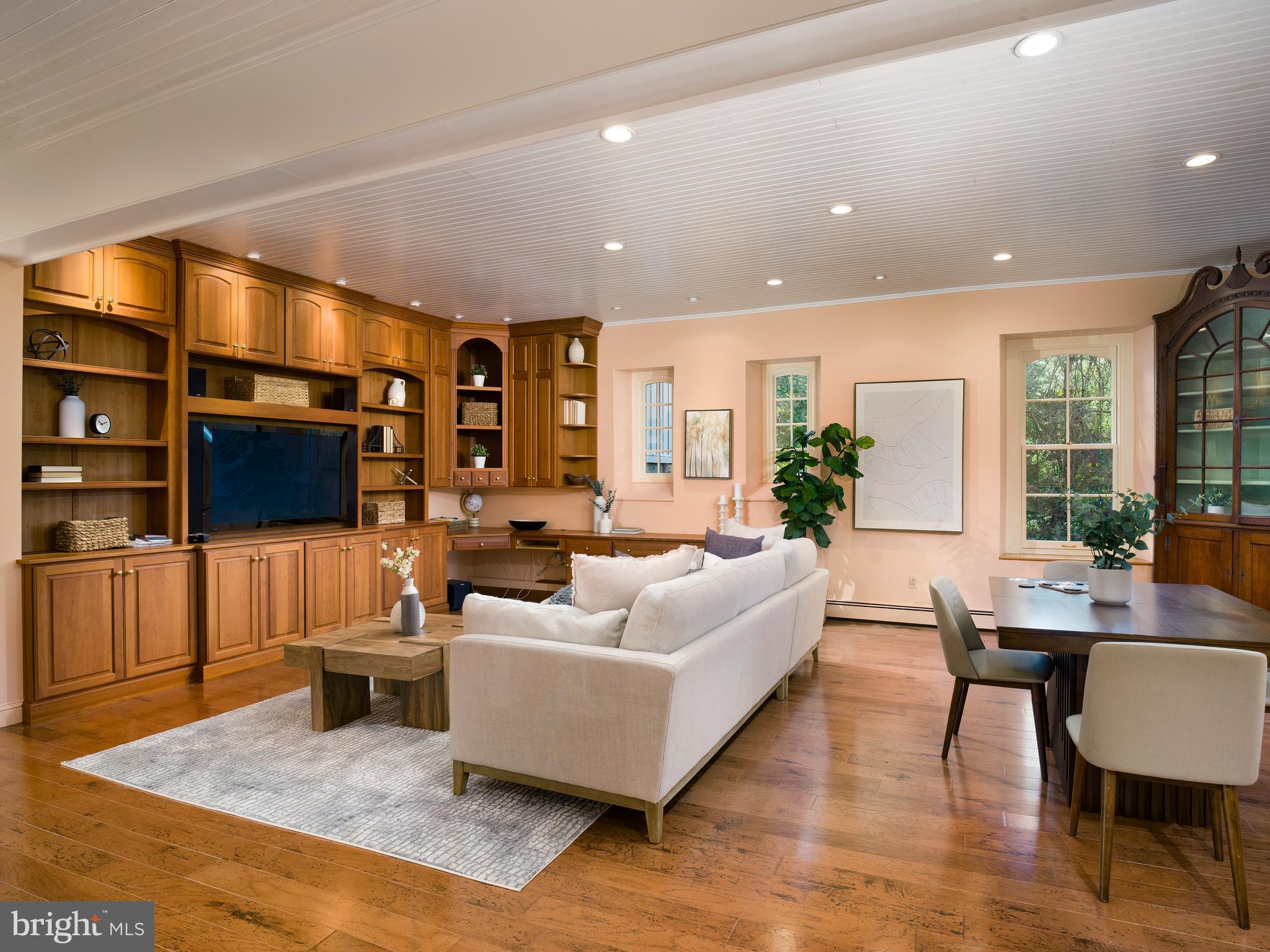 220 RADNOR CHESTER ROAD