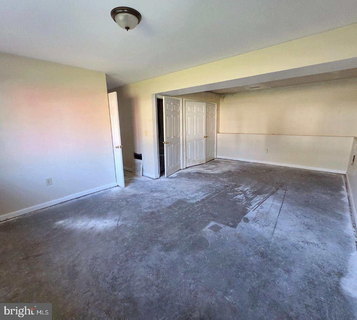 FALCON RIDGE - Residential