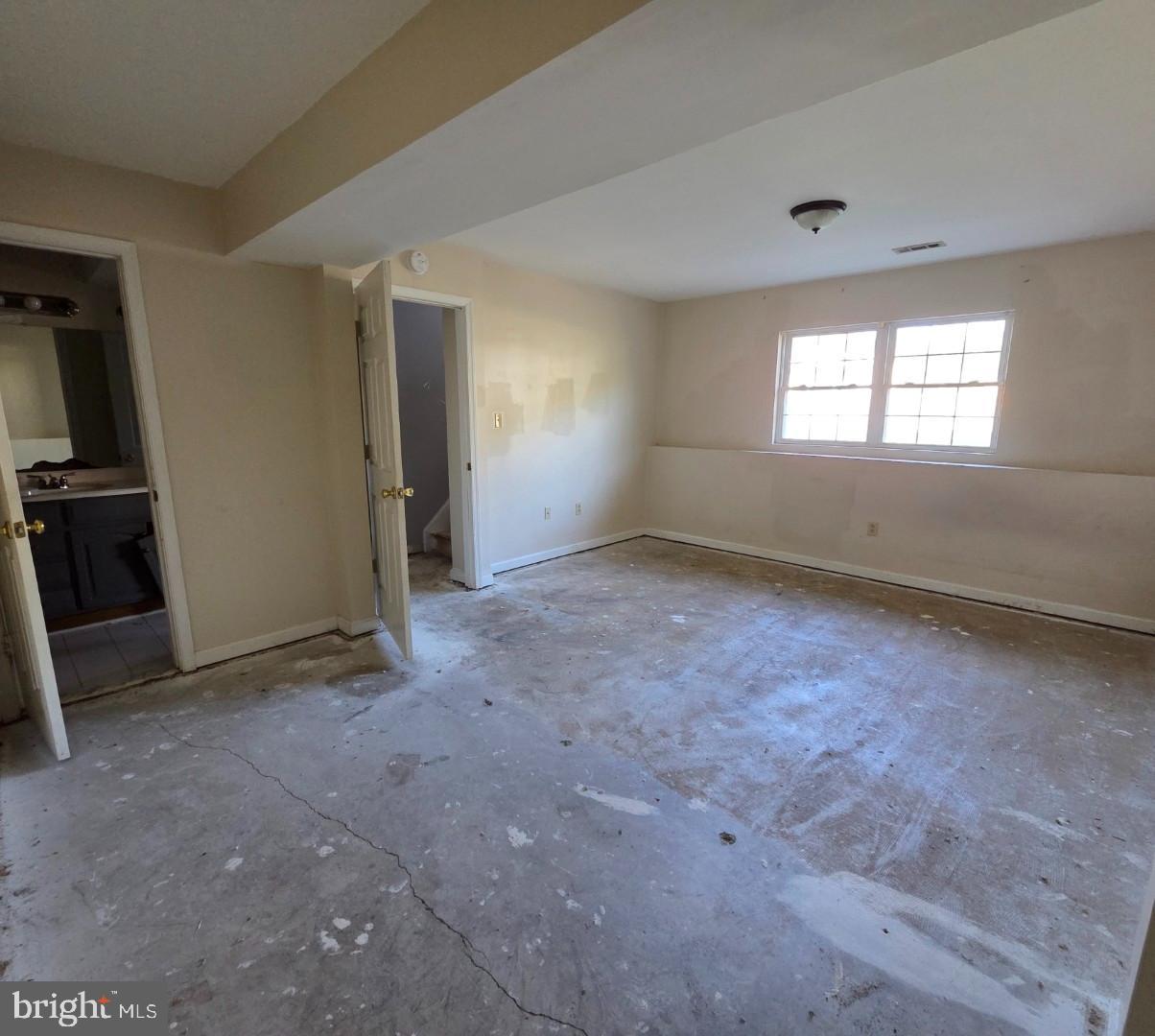 FALCON RIDGE - Residential