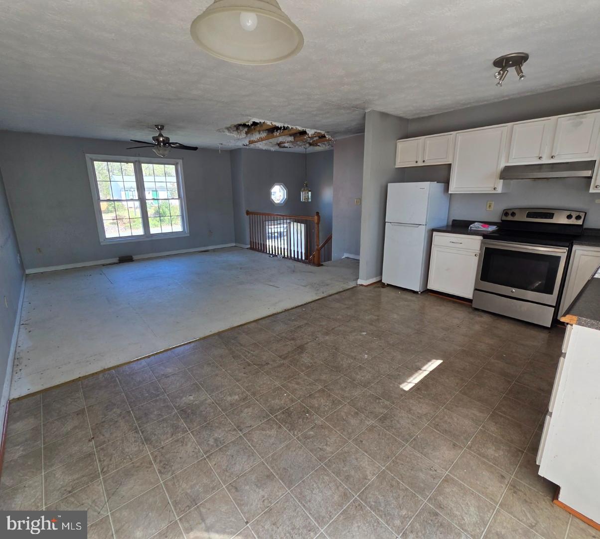 FALCON RIDGE - Residential