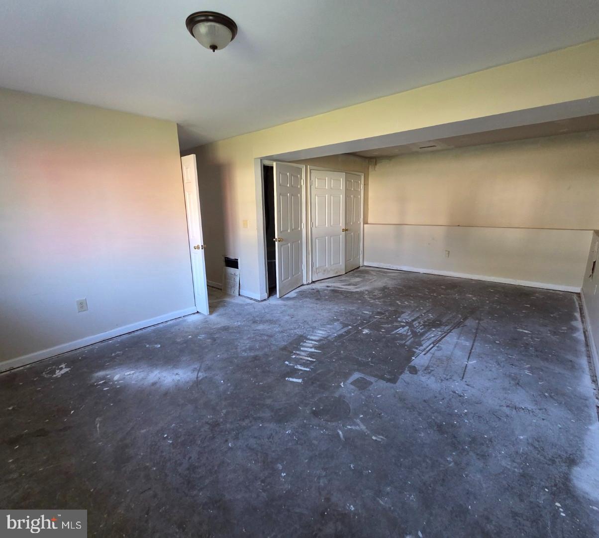 FALCON RIDGE - Residential