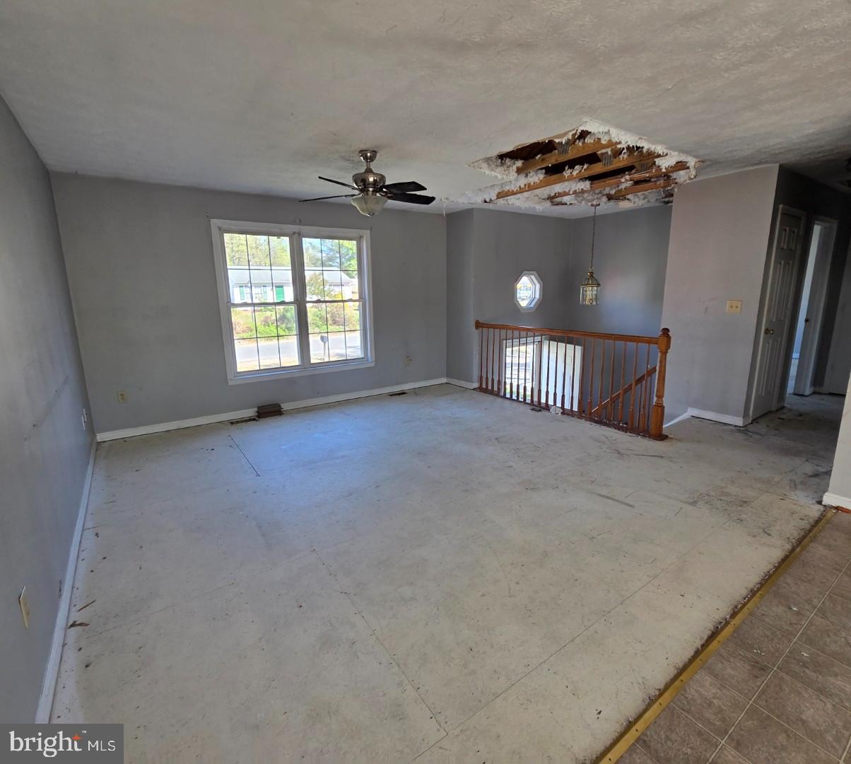 FALCON RIDGE - Residential