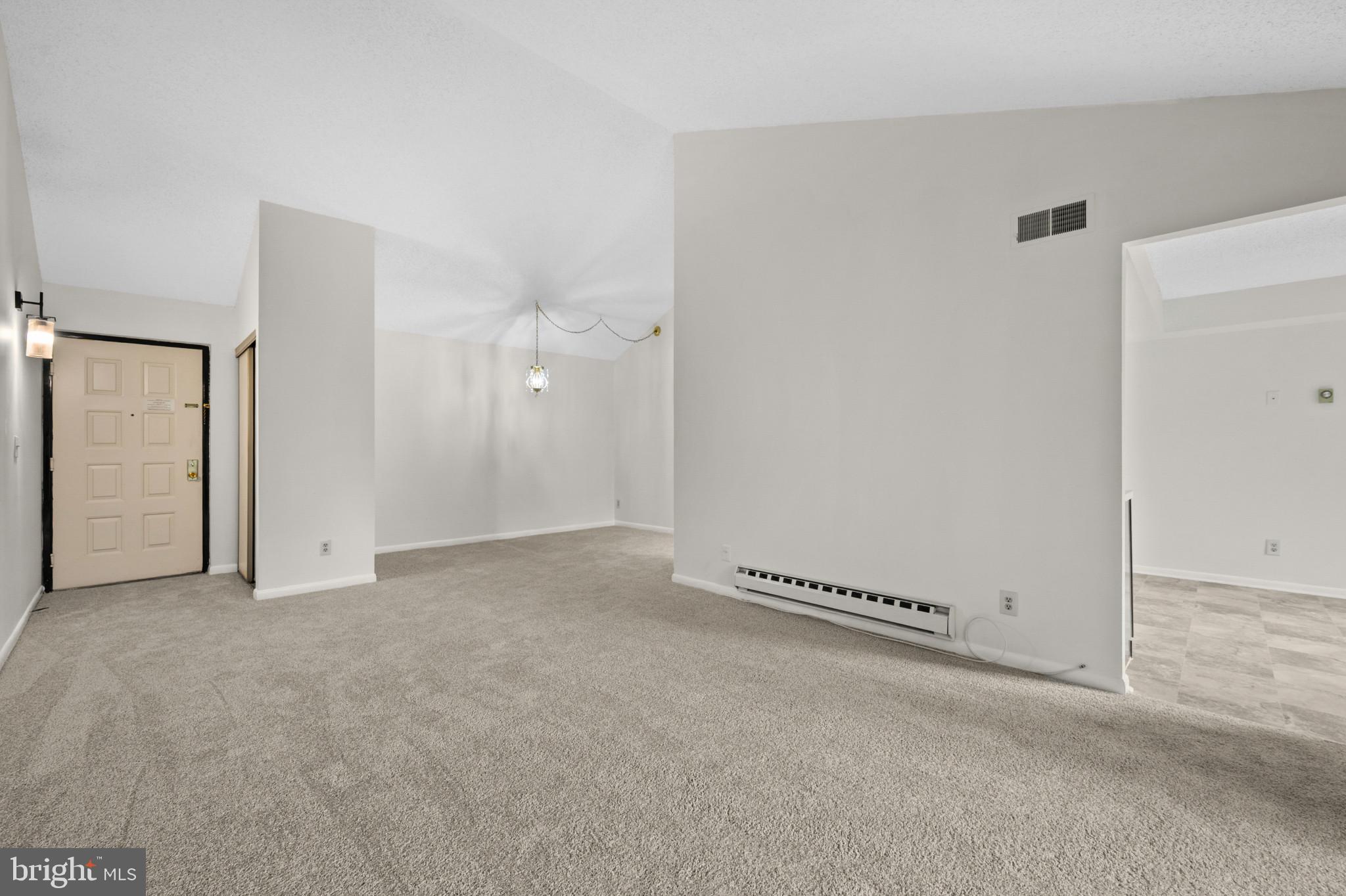 15211 ELKRIDGE WAY 94-3F