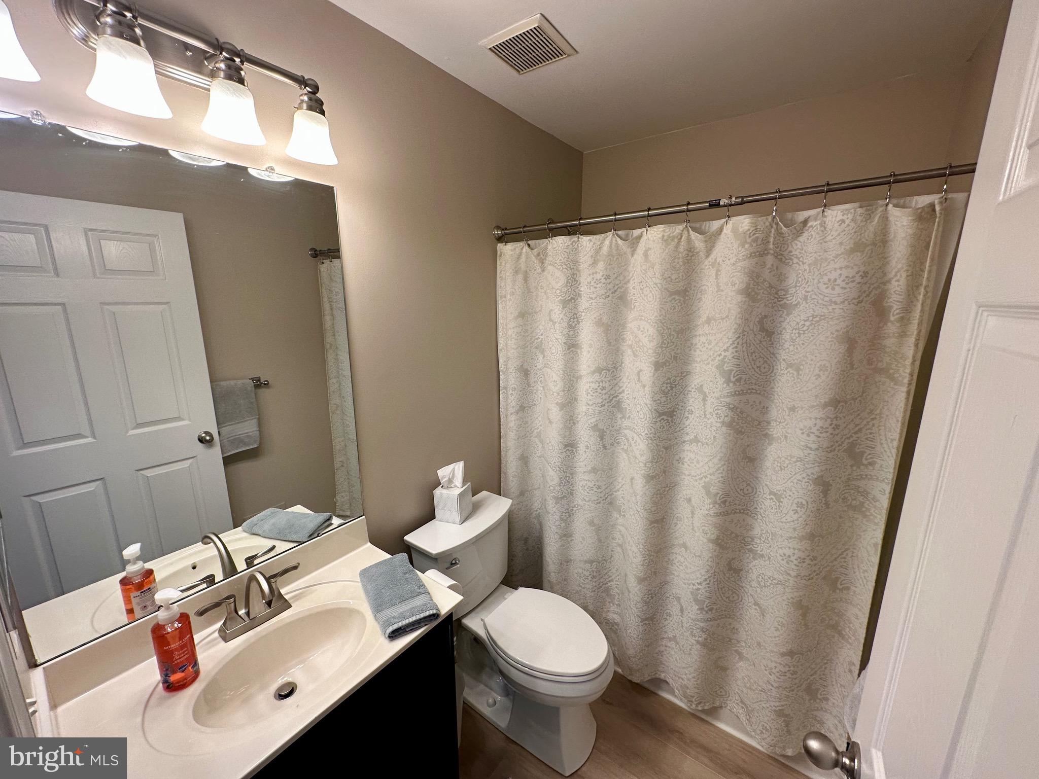 HARBOUR GATES - Residential Lease