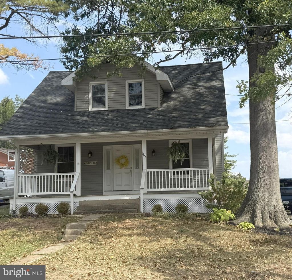Photo of 1879 Trolley Road, YORK, PA 17408 (MLS # PAYK2090080)