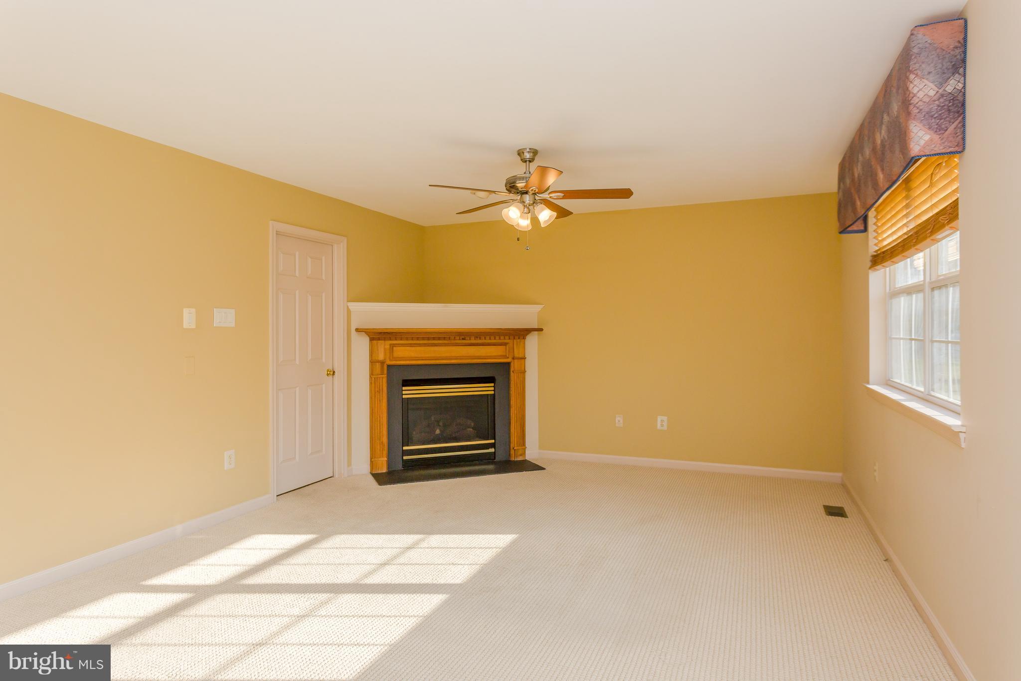 OAKWOOD CROSSING - Residential