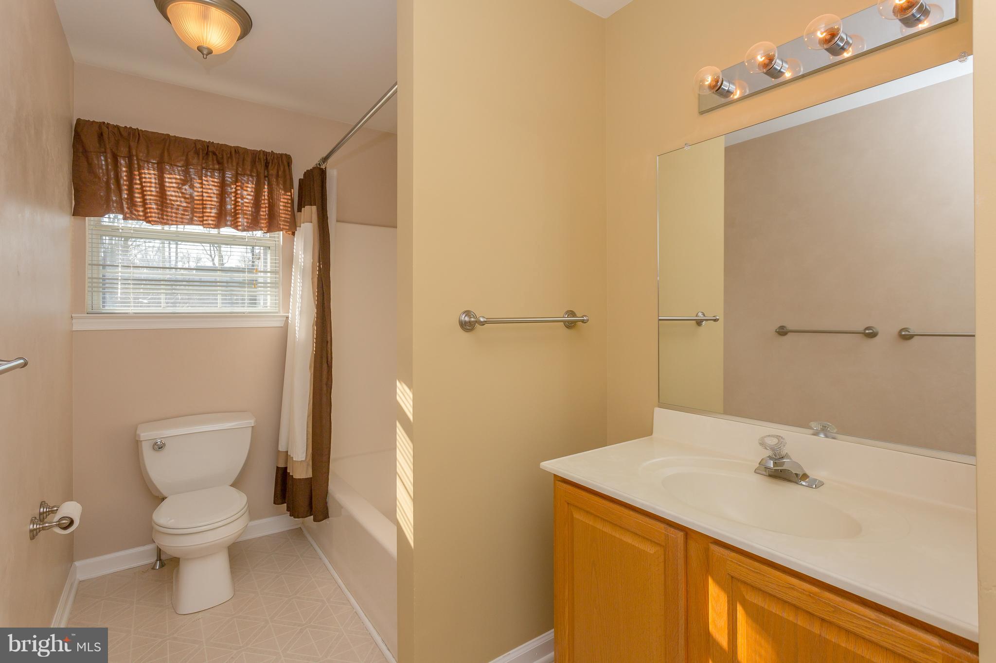 OAKWOOD CROSSING - Residential