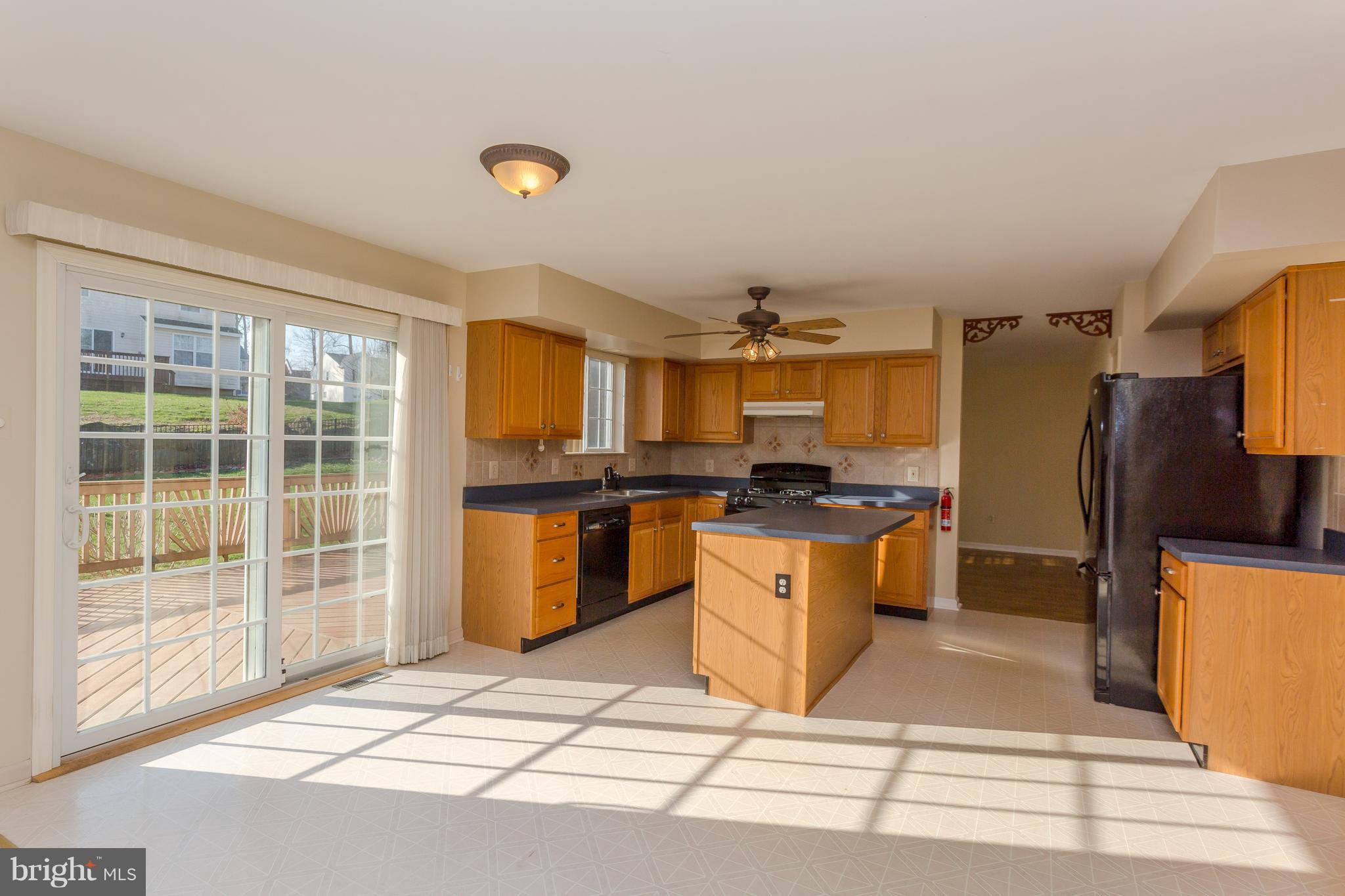 OAKWOOD CROSSING - Residential