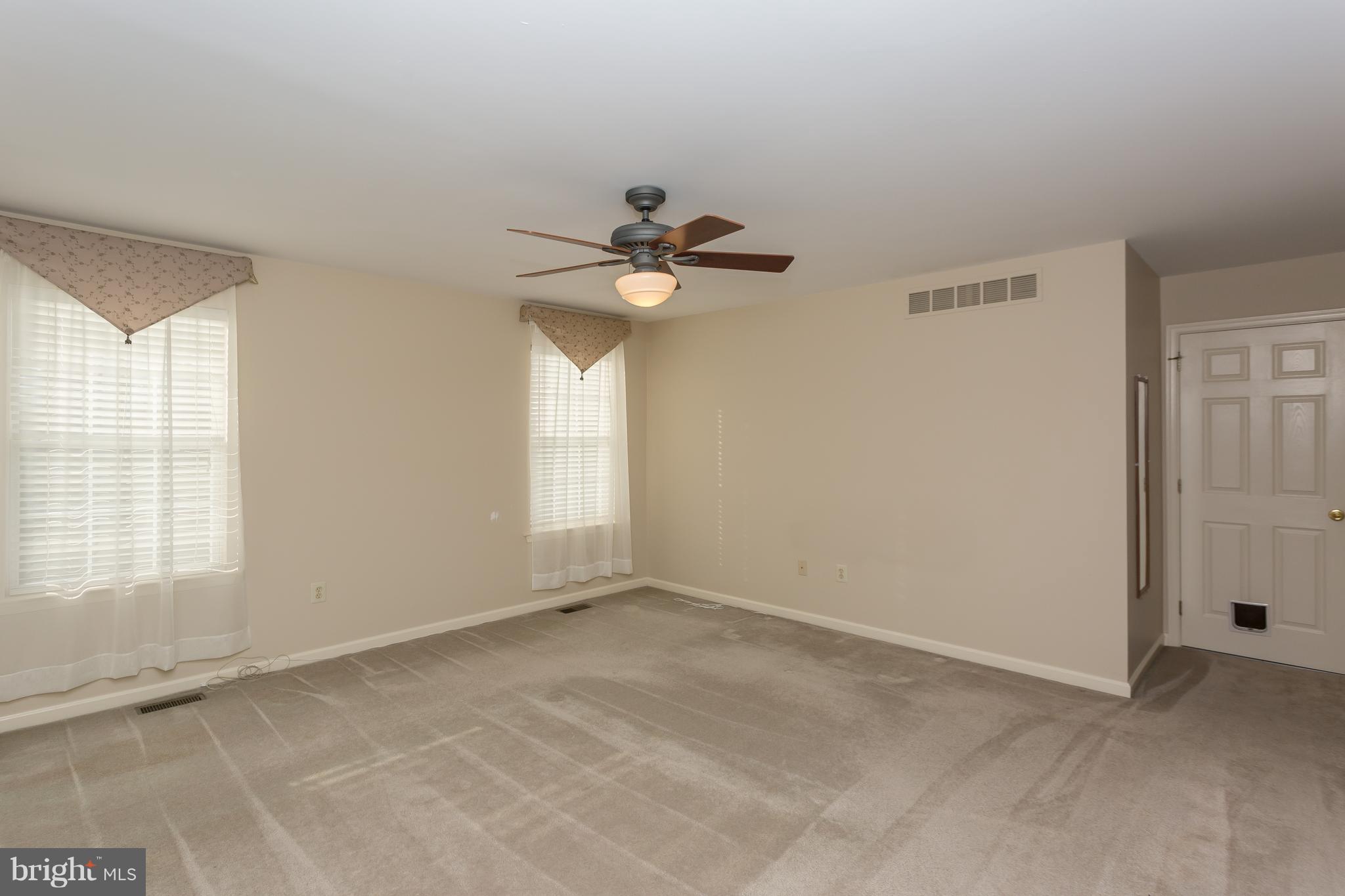 OAKWOOD CROSSING - Residential