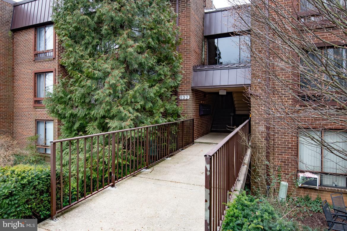 FORT ELLSWORTH - Residential