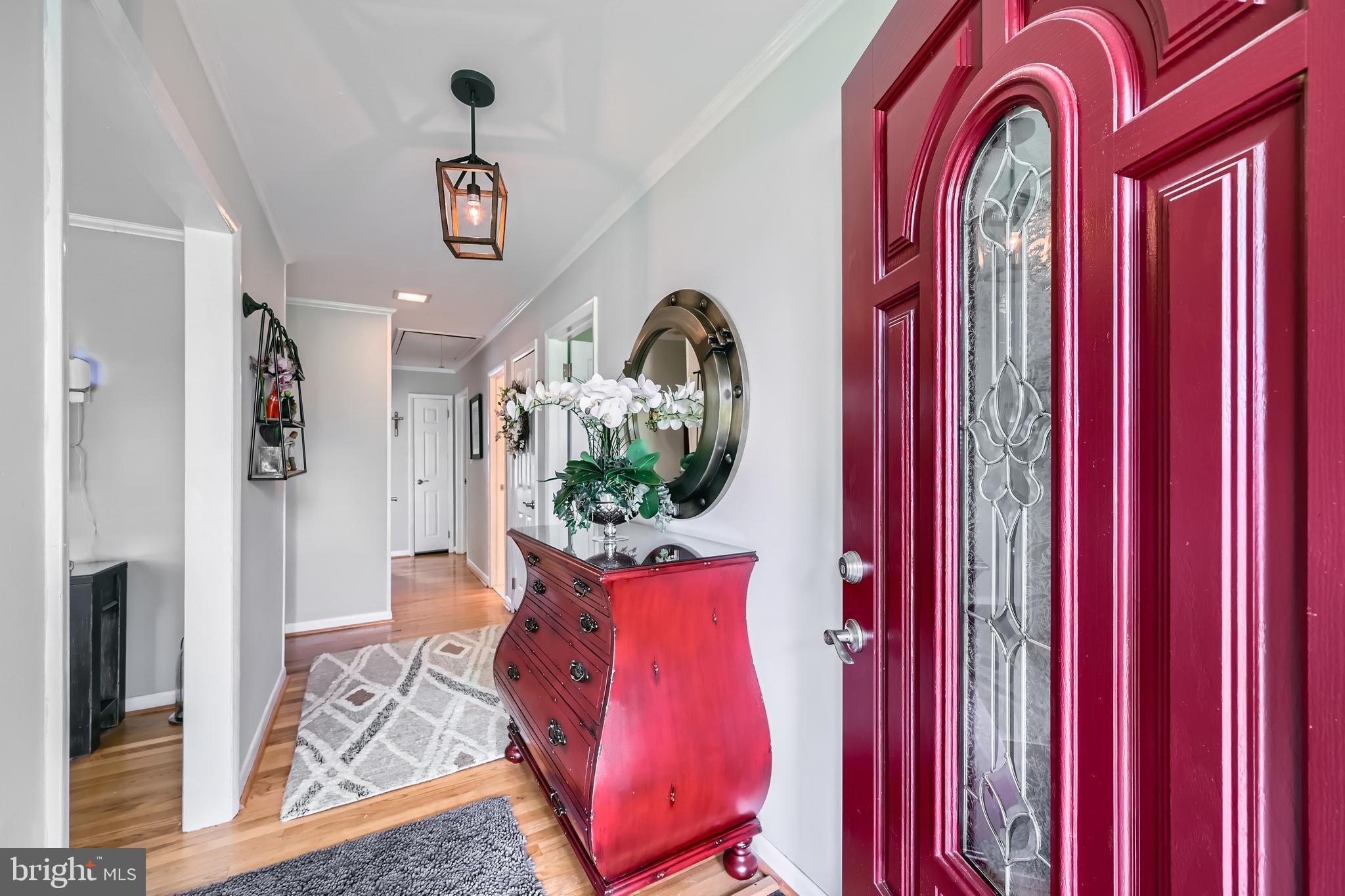 27 CHESTNUT HILL ROAD