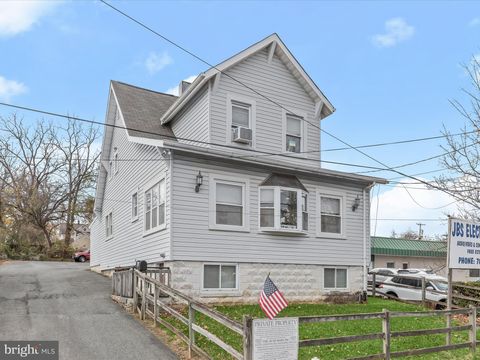 38 MELLOR AVENUE CATONSVILLE MD 21228