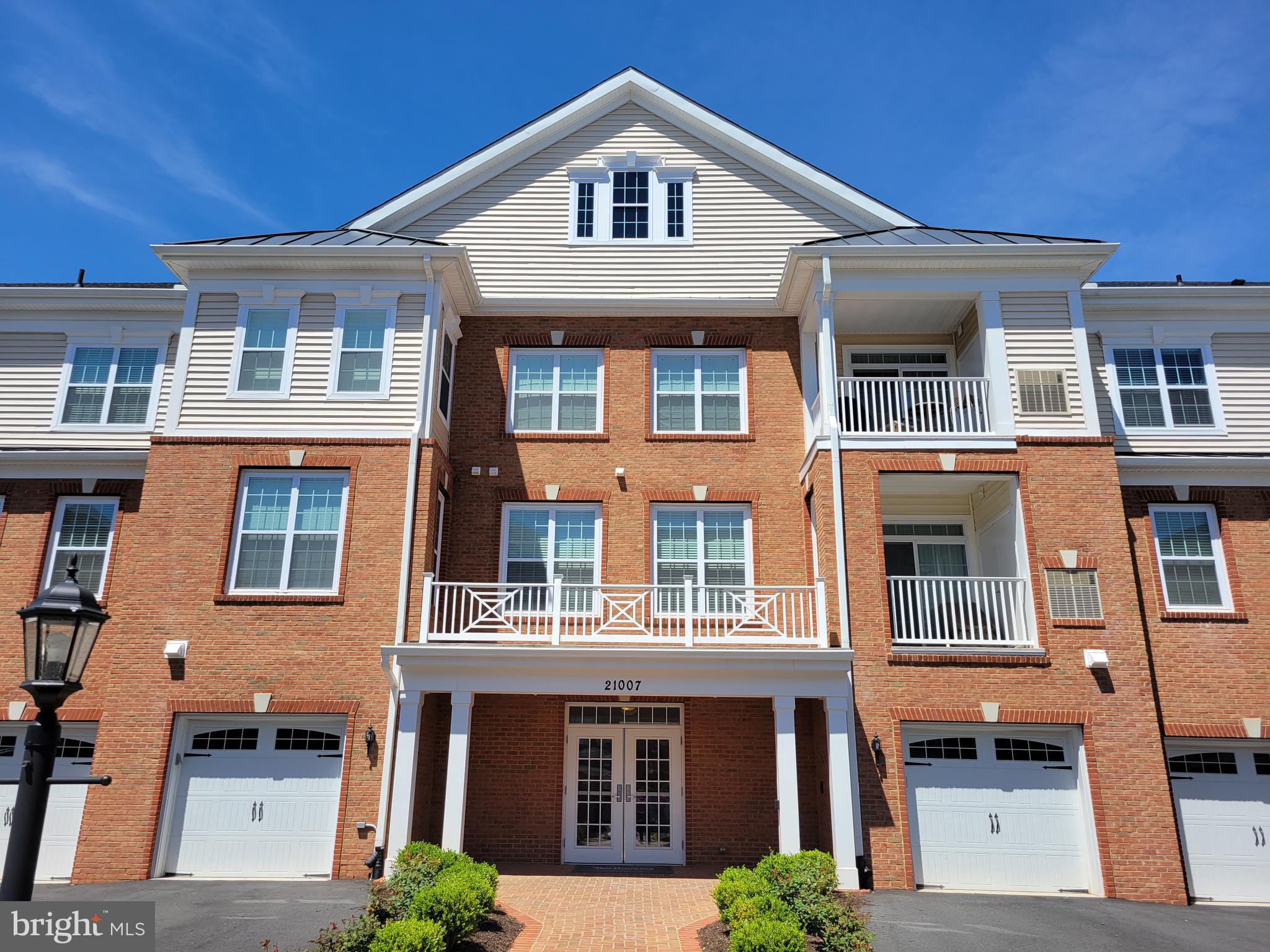 REGENCY AT ASHBURN - Residential