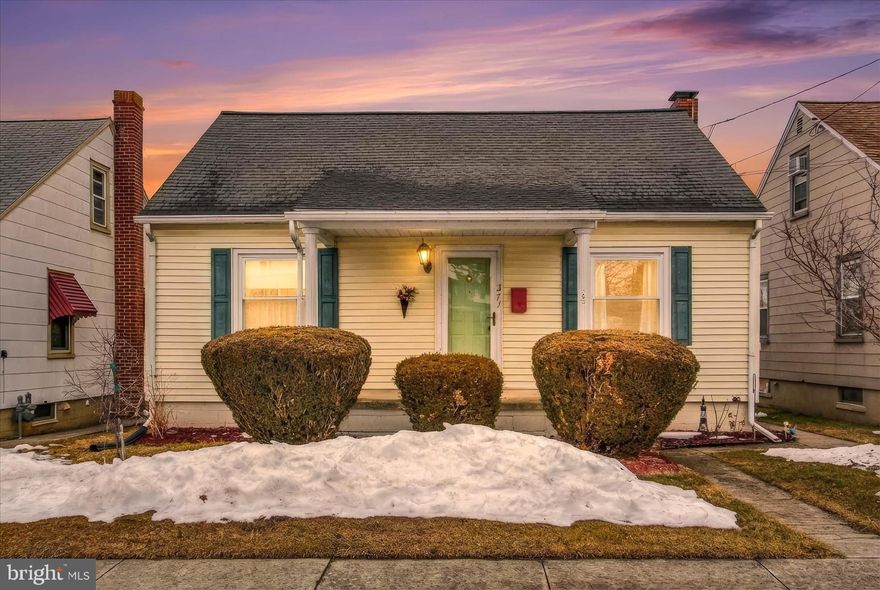 CHARACTER AND CHARM SUMS UP THIS WONDERFUL CAPE COD PROPERTY!  YOU WALK THRU THE DOOR AND FEEL LIKE IT IS HOME.   THIS LOVELY HOME FEATURES WOOD FLOORING, LAMINATE FLOORING AND CARPET.   HOME IS IN  EXCELLENT CONDITION WITH INEXPENSIVE GAS HEAT AND CENTRAL AIR.  THE FIRST FLOOR HAS LARGE FAMILY ROOM, EAT-IN KITCHEN, FULL BATHROOM AND TWO BEDROOMS.  UPSTAIRS HAS A THIRD BEDROOM AND OFFICE.  ABOVE GROUND POOL IN THE BACK YARD WITH COVER AND ACCESSORIES.  LARGE TWO CAR GARGE IN REAR OF PROPERTY.  DON'T MISS THIS WONDERFUL HOME TO ENJOY FOR MANY YEARS.  CLOSE TO TOWN, SCHOOLS AND  SHOPPING.
