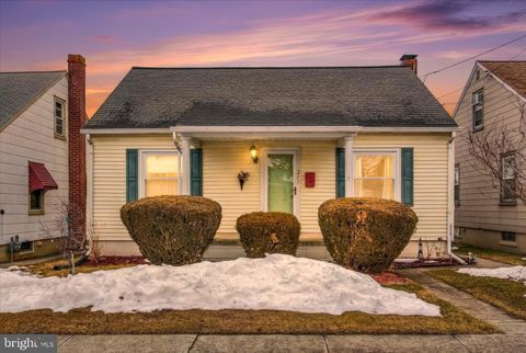 371 MAPLE AVENUE HANOVER PA 17331