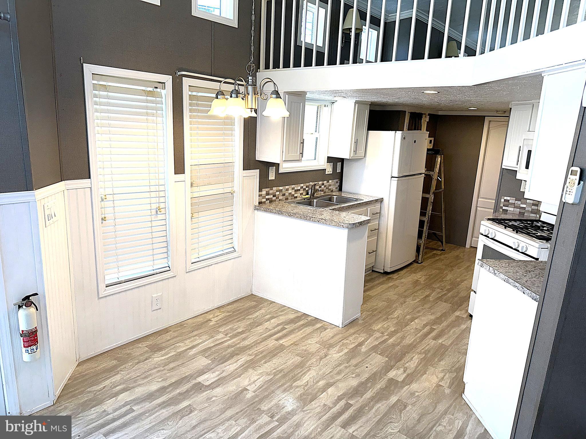 WAYSONS WOODS MANUFACTURED HOME COMMUNITY - Residential