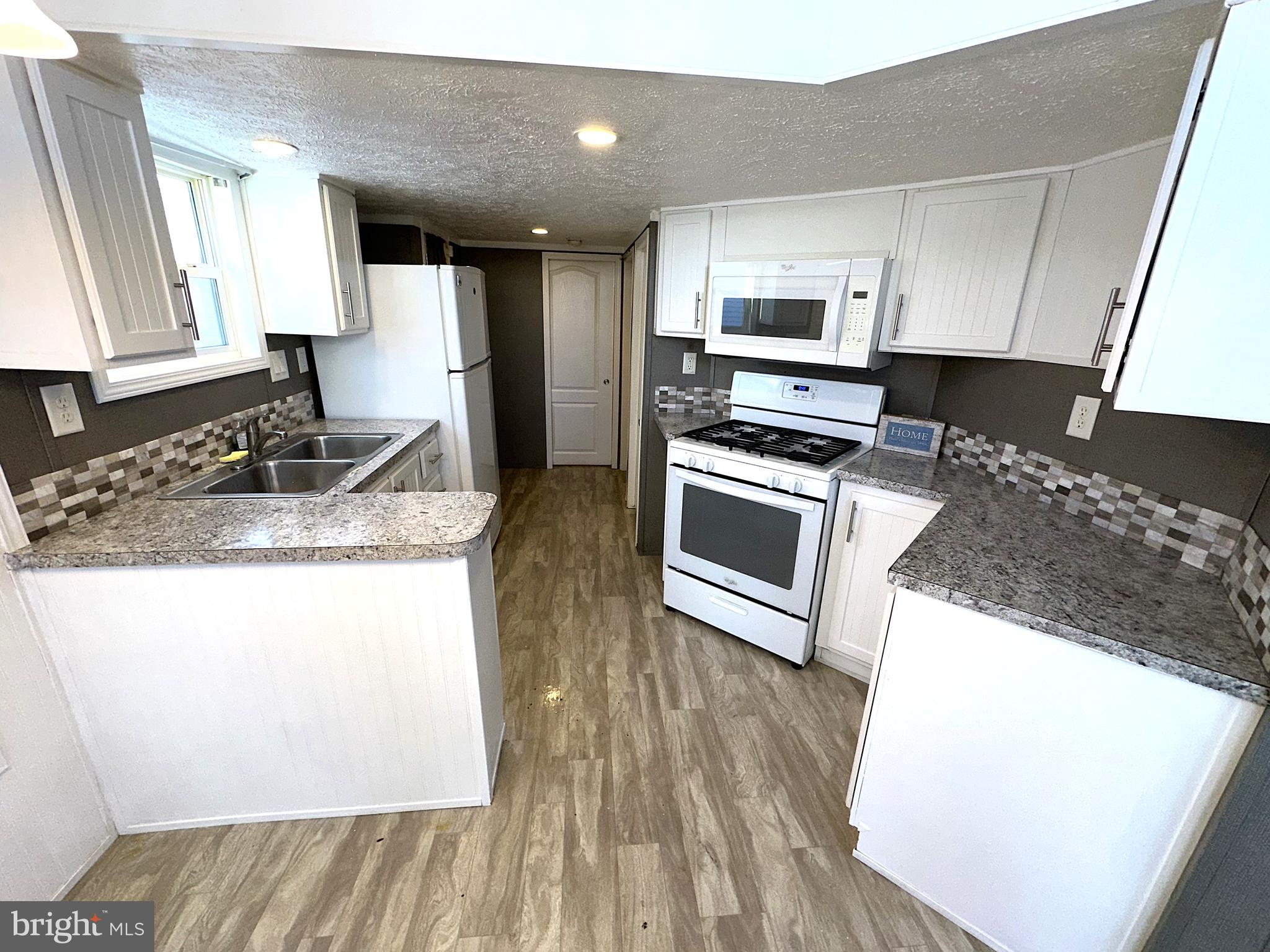 WAYSONS WOODS MANUFACTURED HOME COMMUNITY - Residential