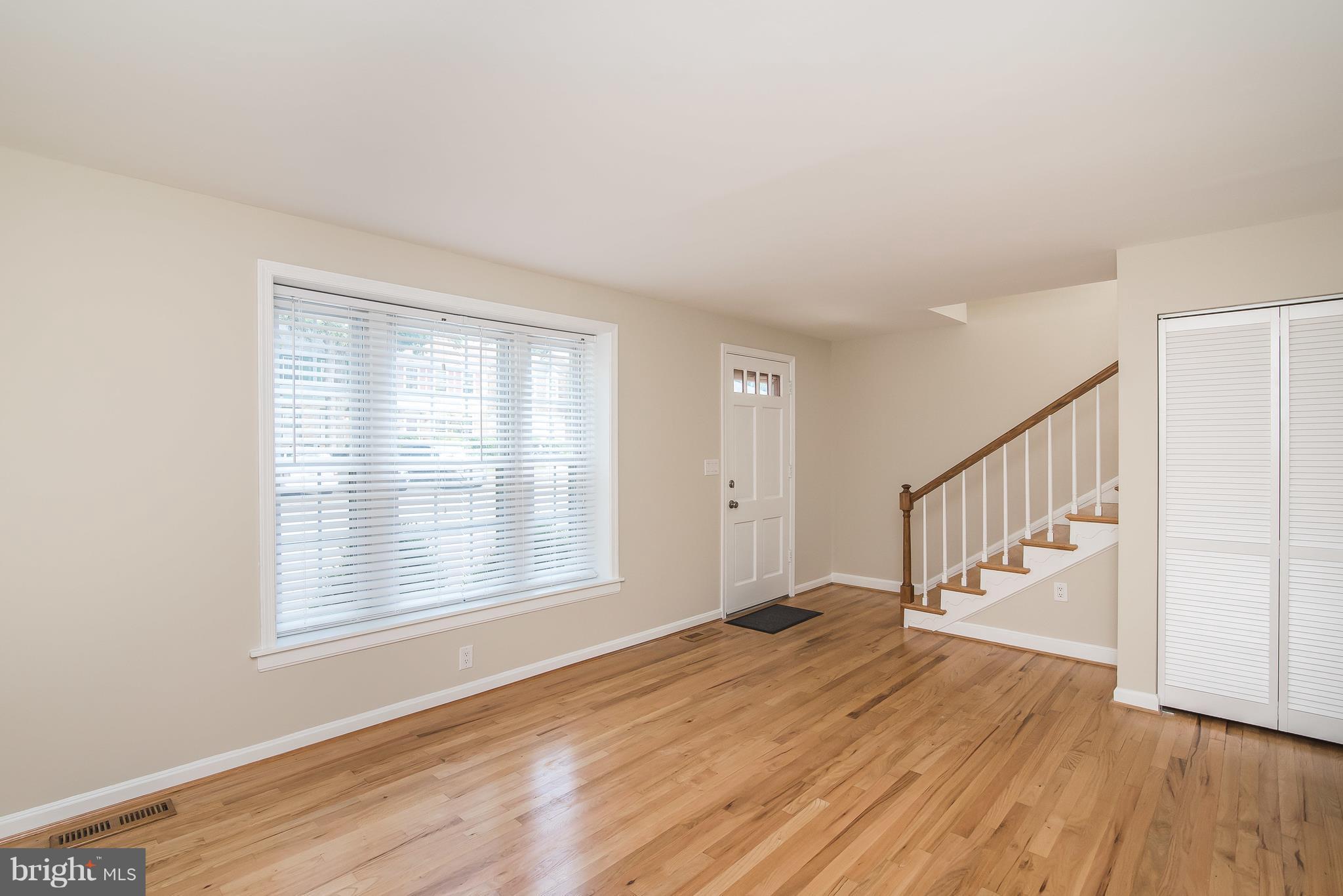 GEORGETOWN HOUSES - Residential