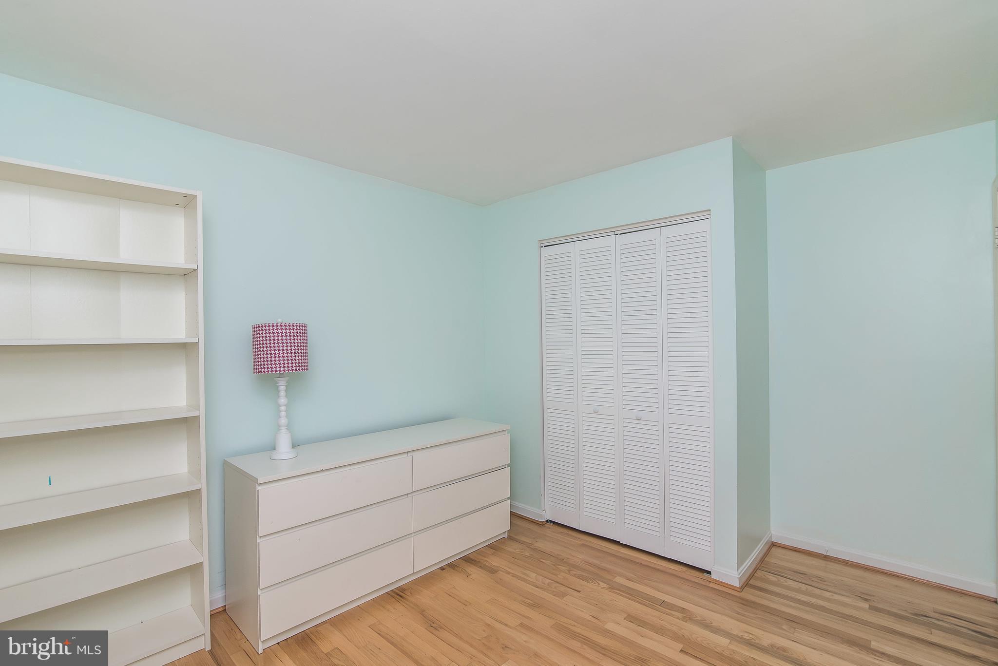 GEORGETOWN HOUSES - Residential