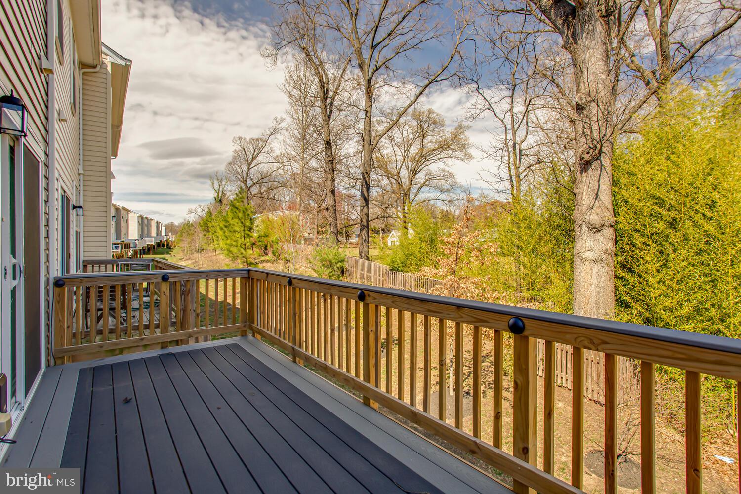 FEATHERSTONE STATION CONDOMINIUMS - Residential