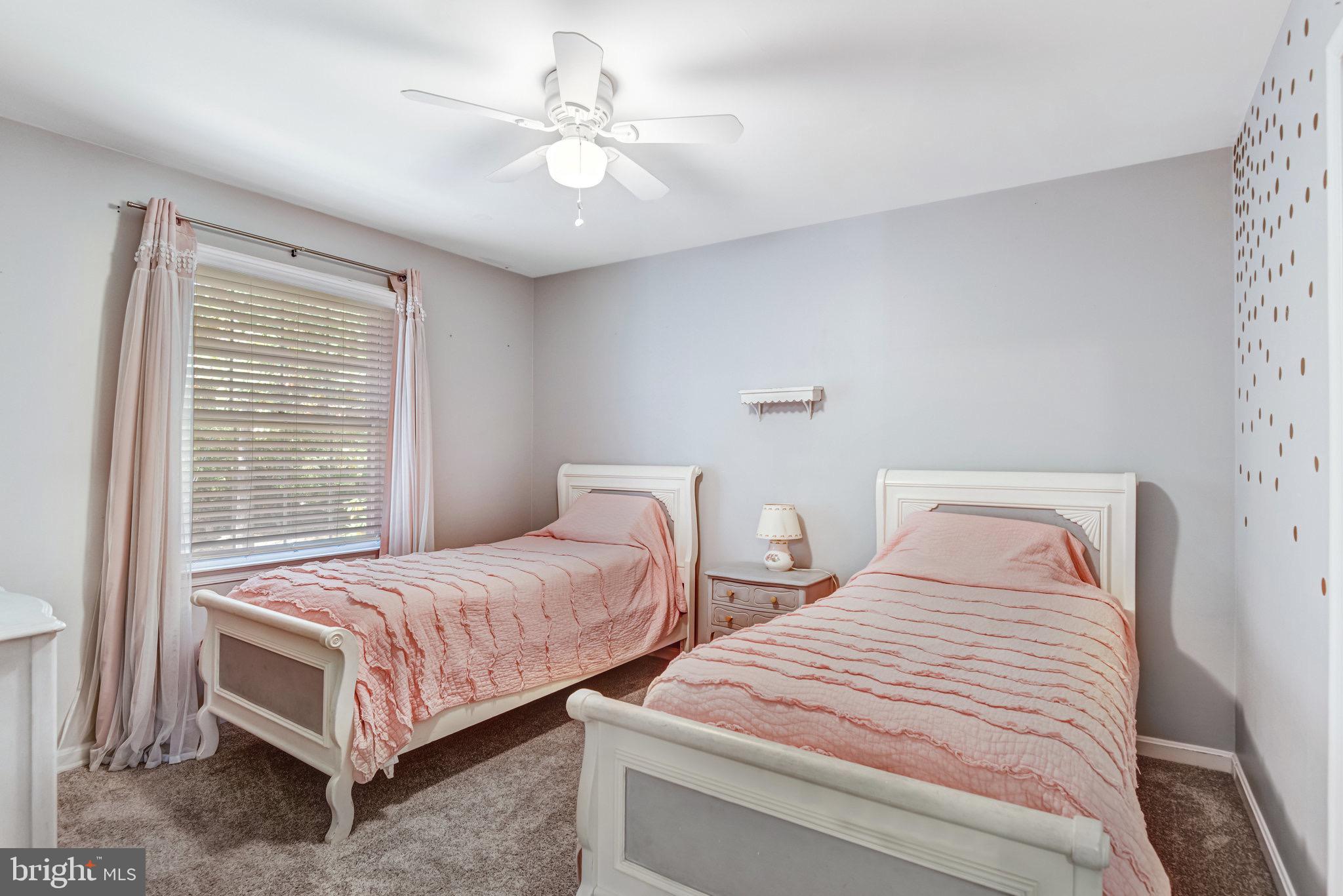 PLEASANT HILL - Residential