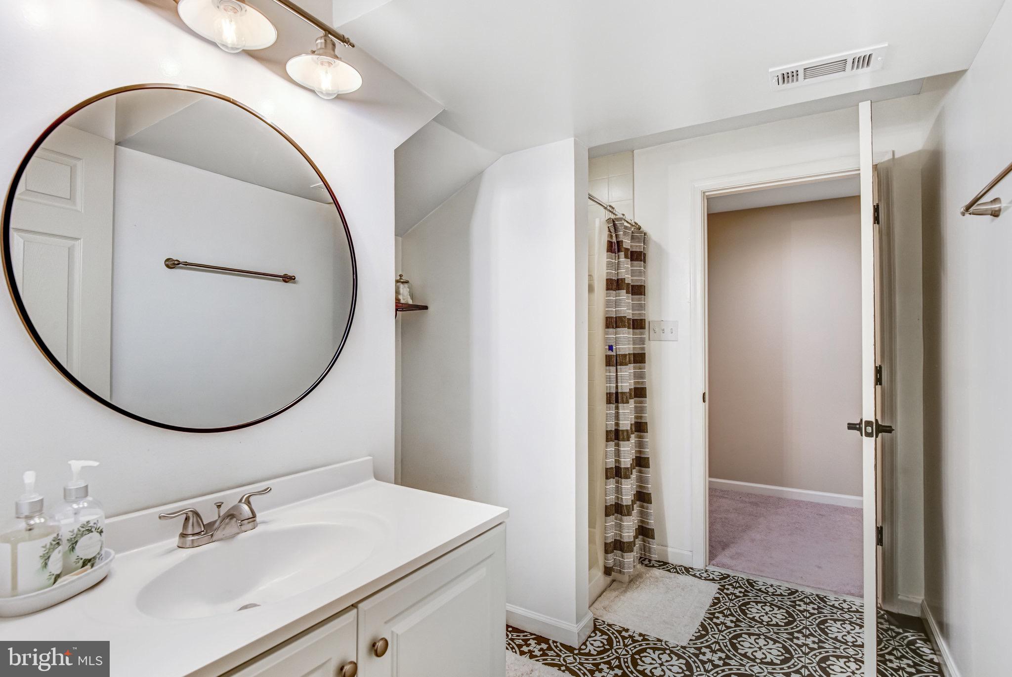 PLEASANT HILL - Residential