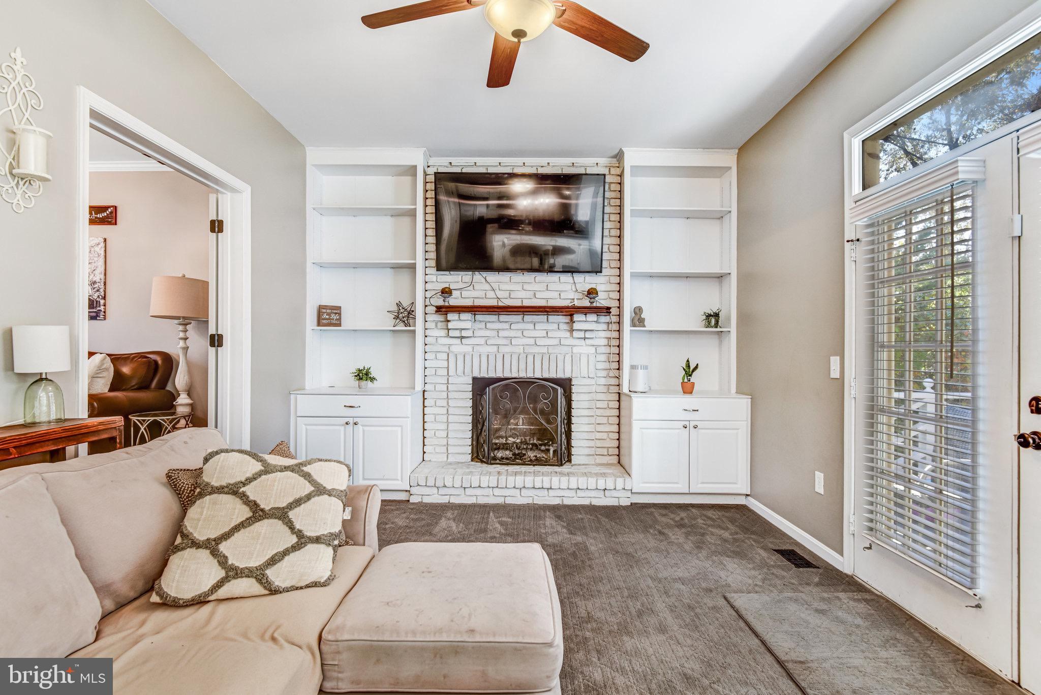 PLEASANT HILL - Residential