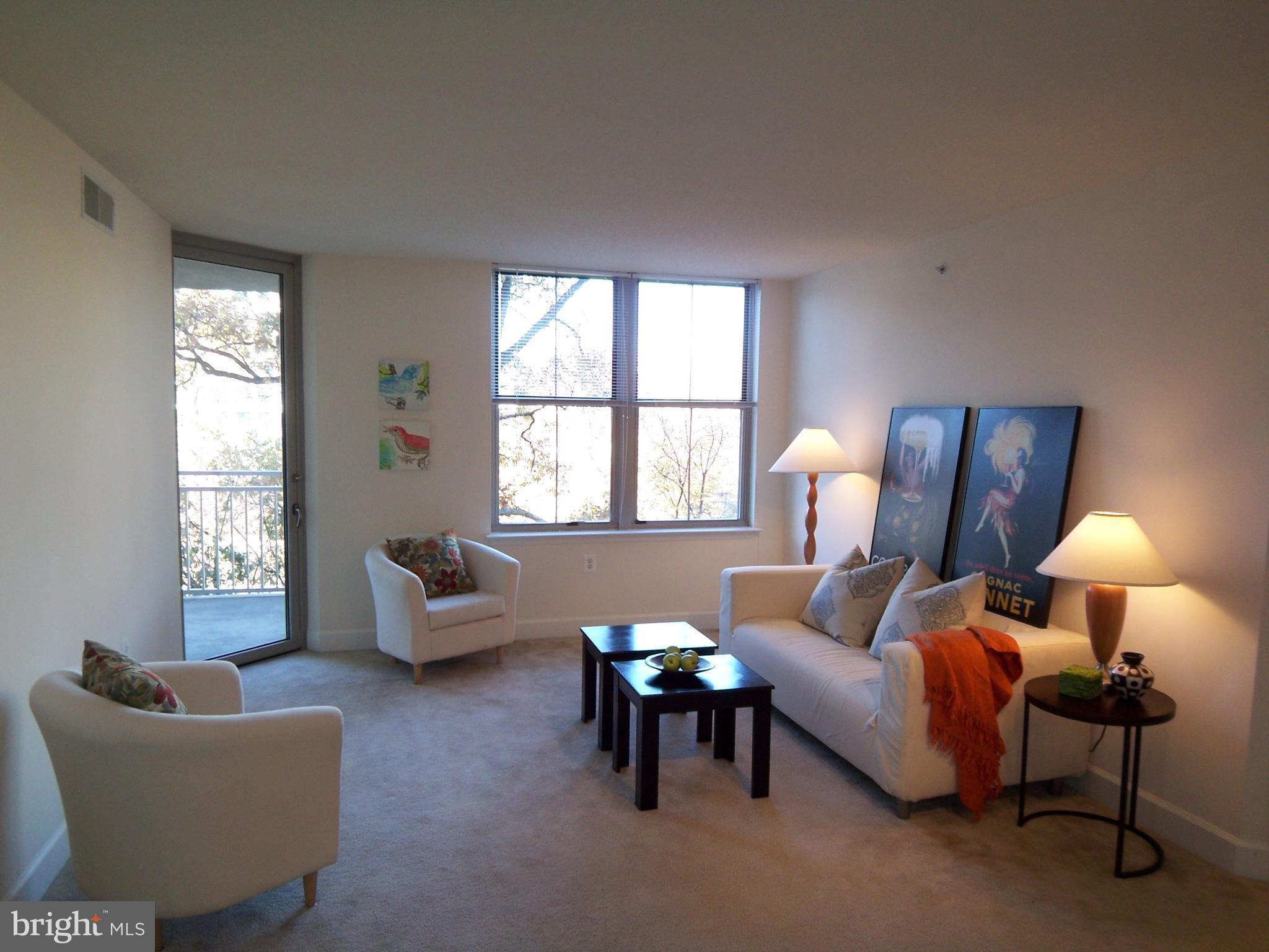 CARLTON HOUSE - Residential Lease