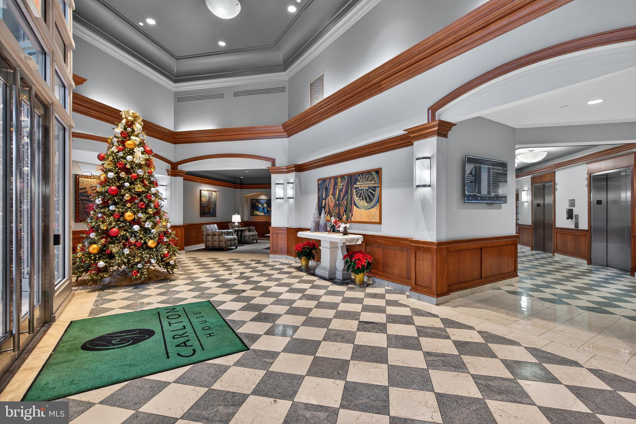 CARLTON HOUSE - Residential Lease