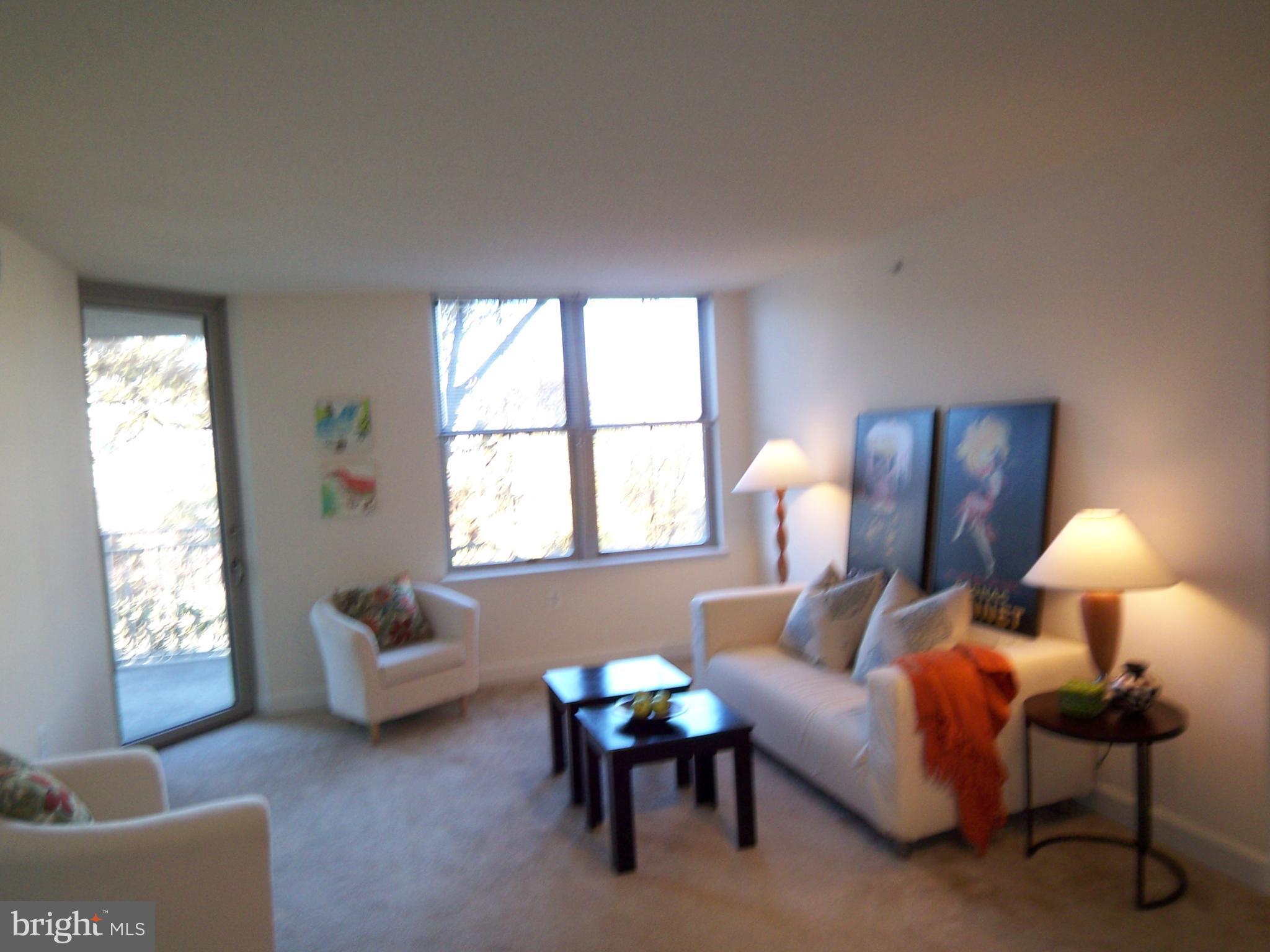 CARLTON HOUSE - Residential Lease