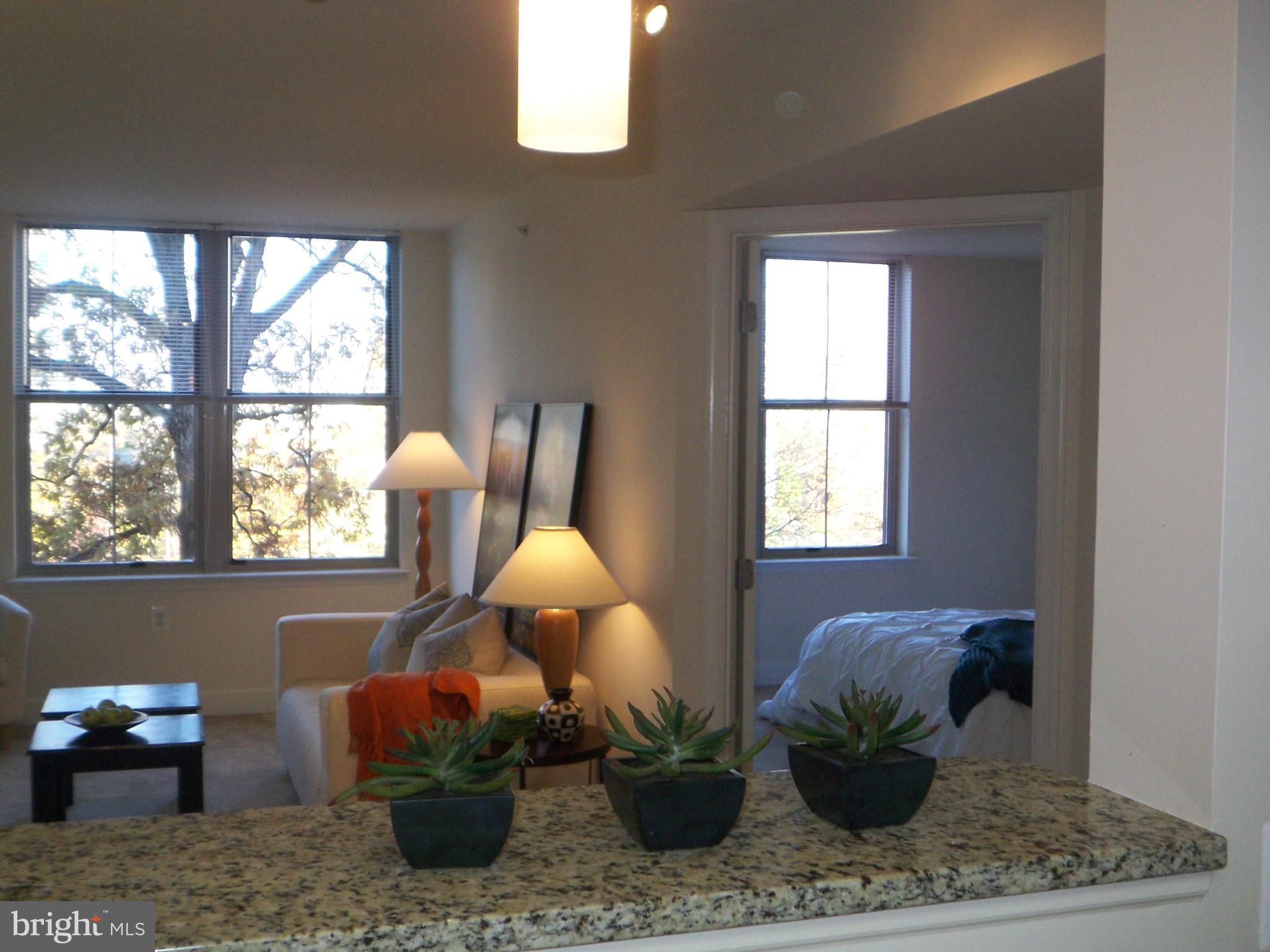 CARLTON HOUSE - Residential Lease