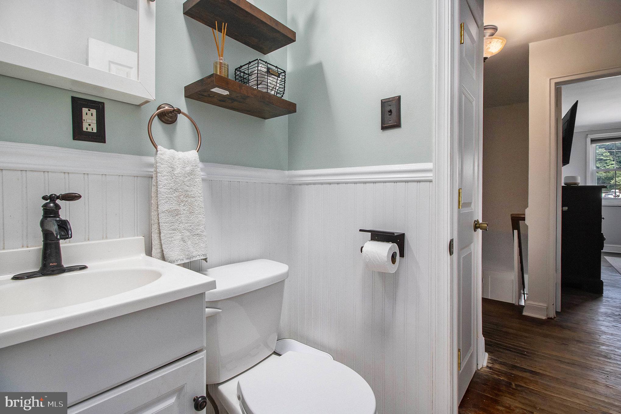 EAST FALLS - Residential