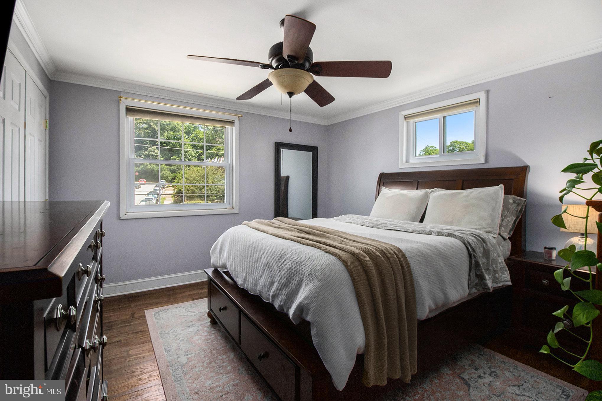 EAST FALLS - Residential