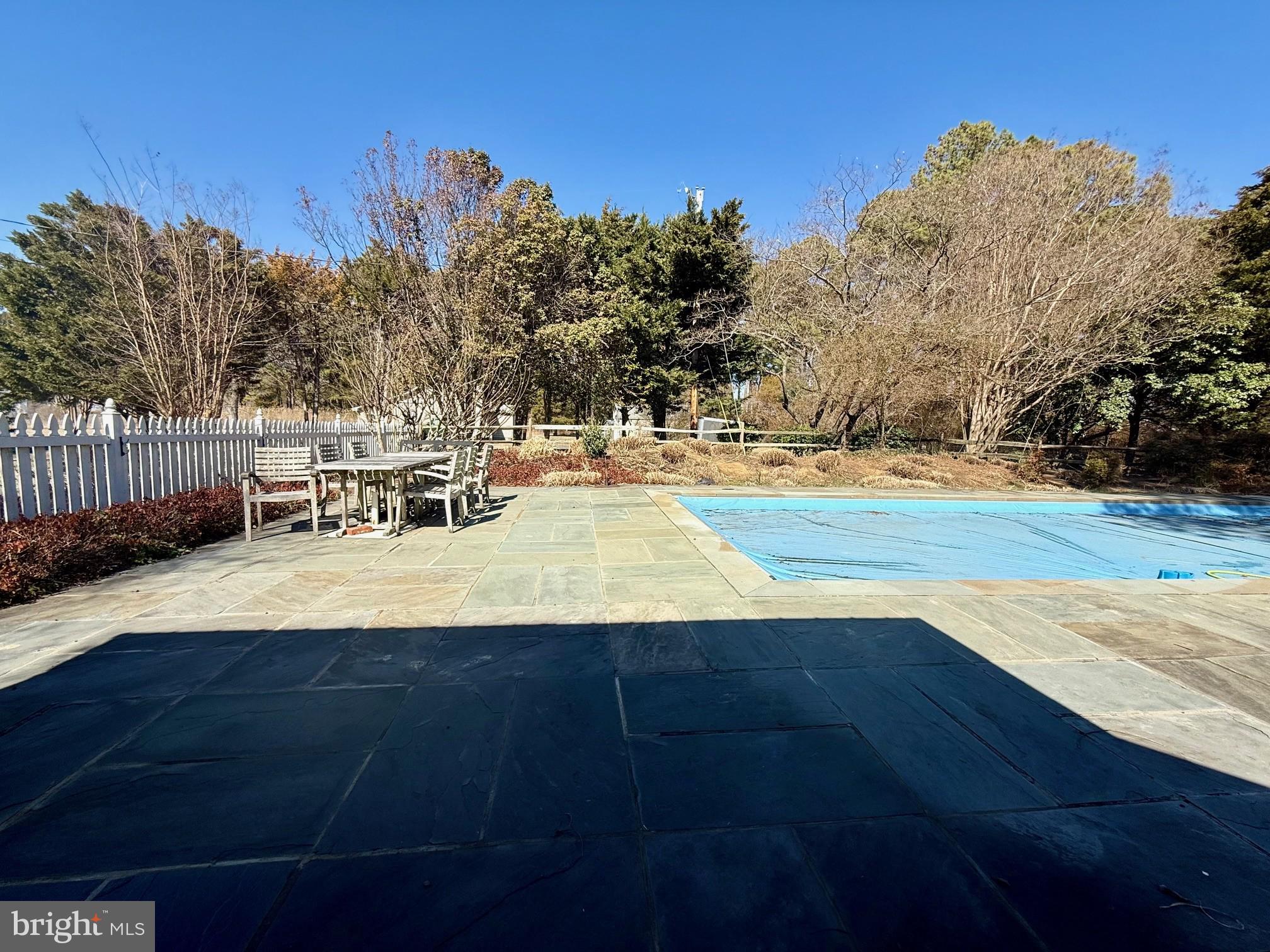 SAINT GEORGE ISLAND - Residential