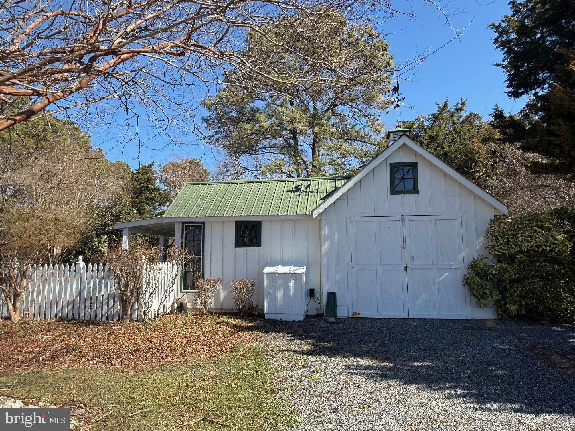 SAINT GEORGE ISLAND - Residential