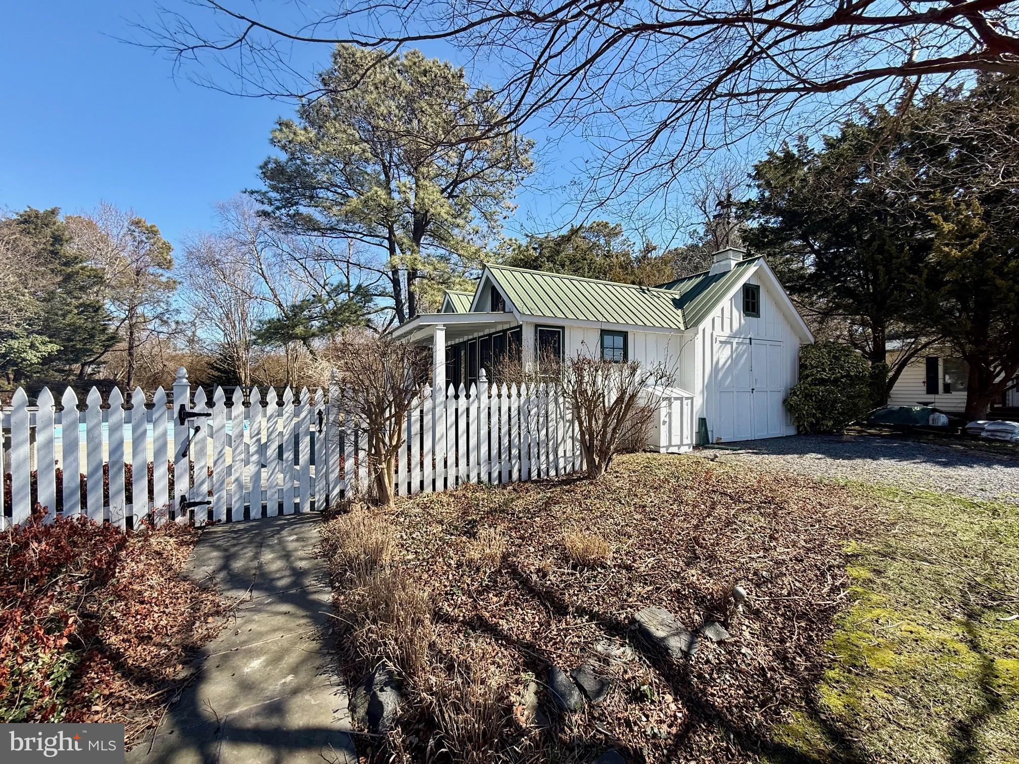 SAINT GEORGE ISLAND - Residential