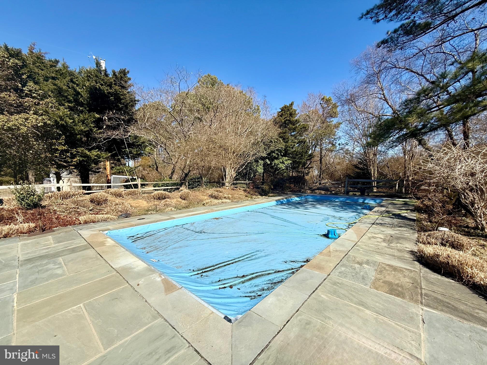 SAINT GEORGE ISLAND - Residential