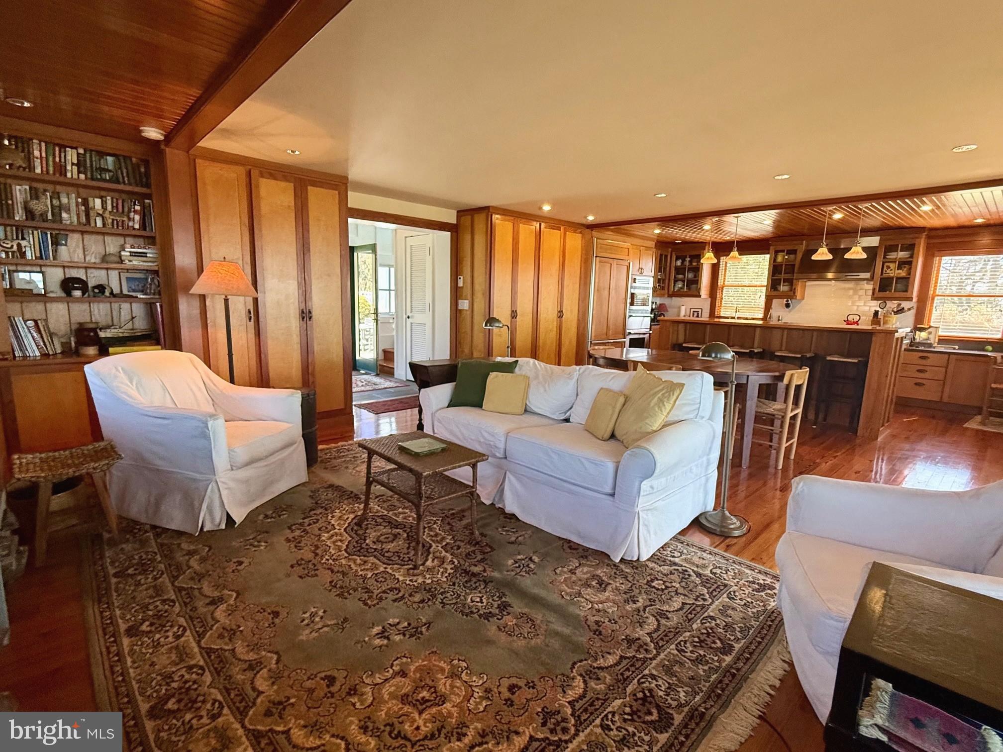 SAINT GEORGE ISLAND - Residential