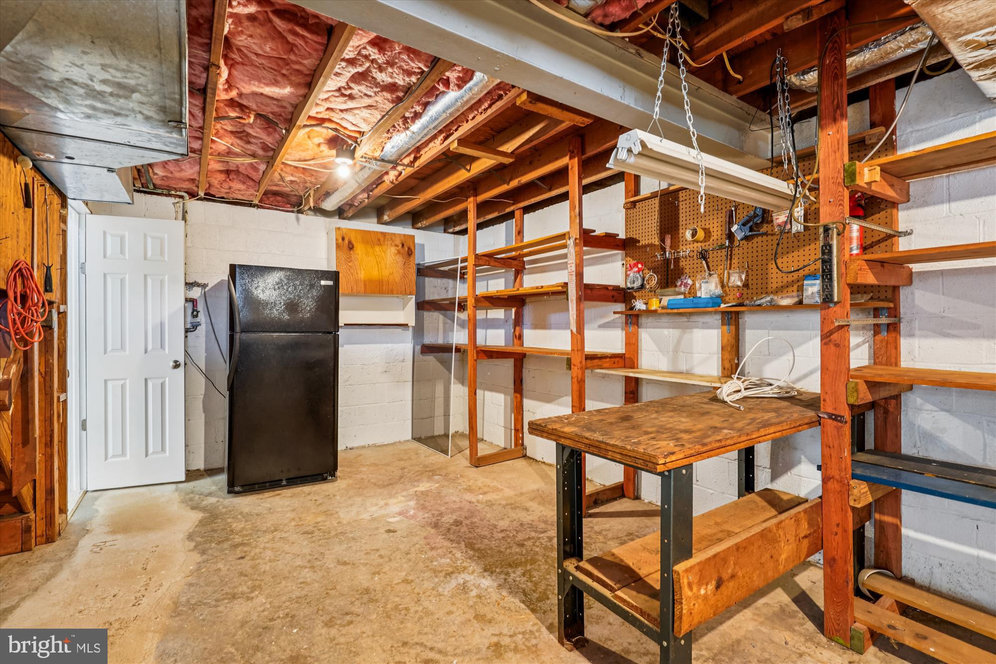 TIBURON - Residential Lease