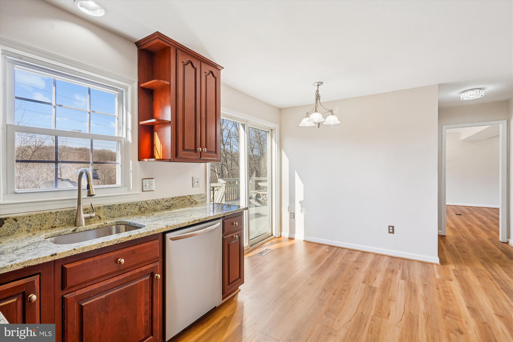 TIBURON - Residential Lease