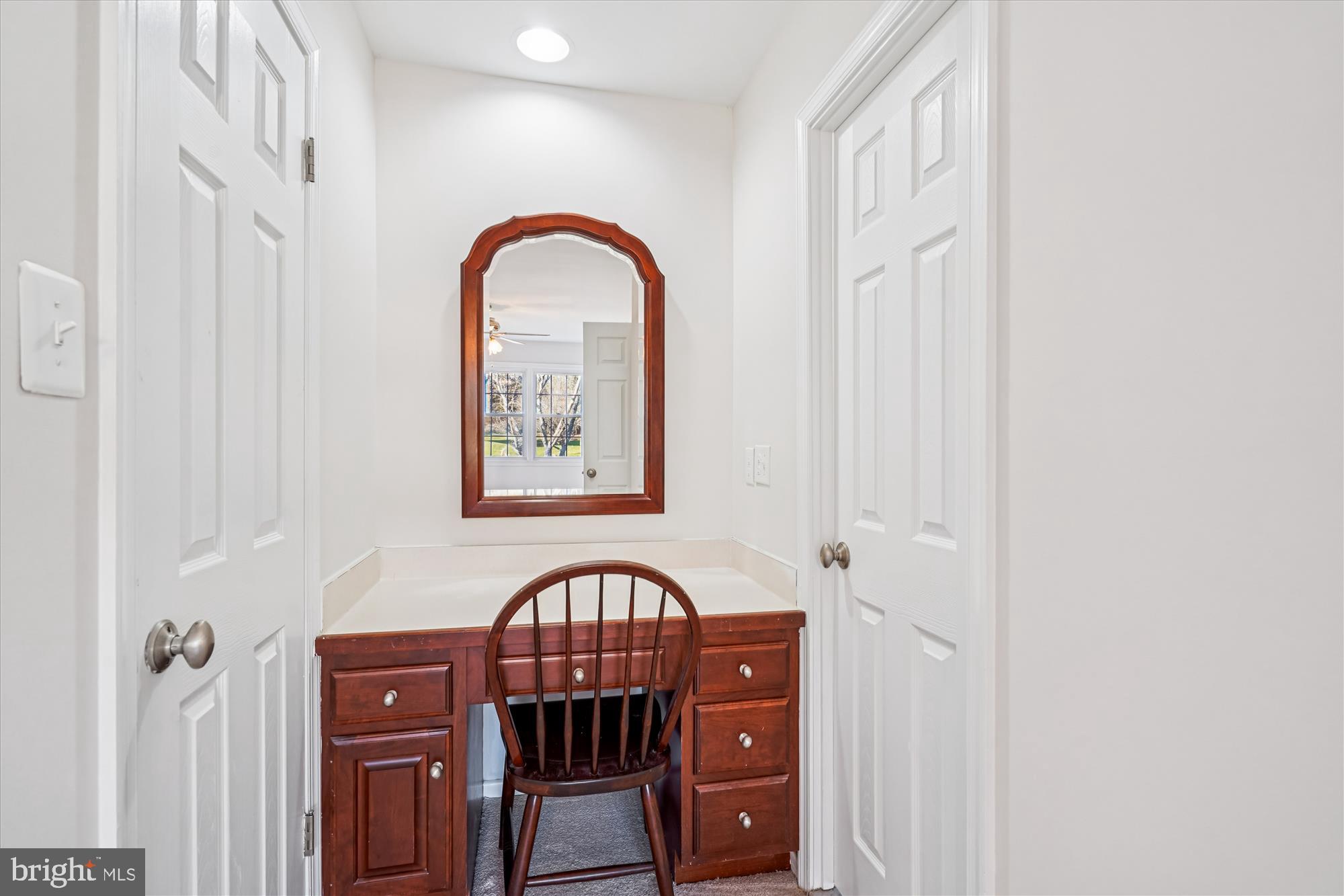 TIBURON - Residential Lease