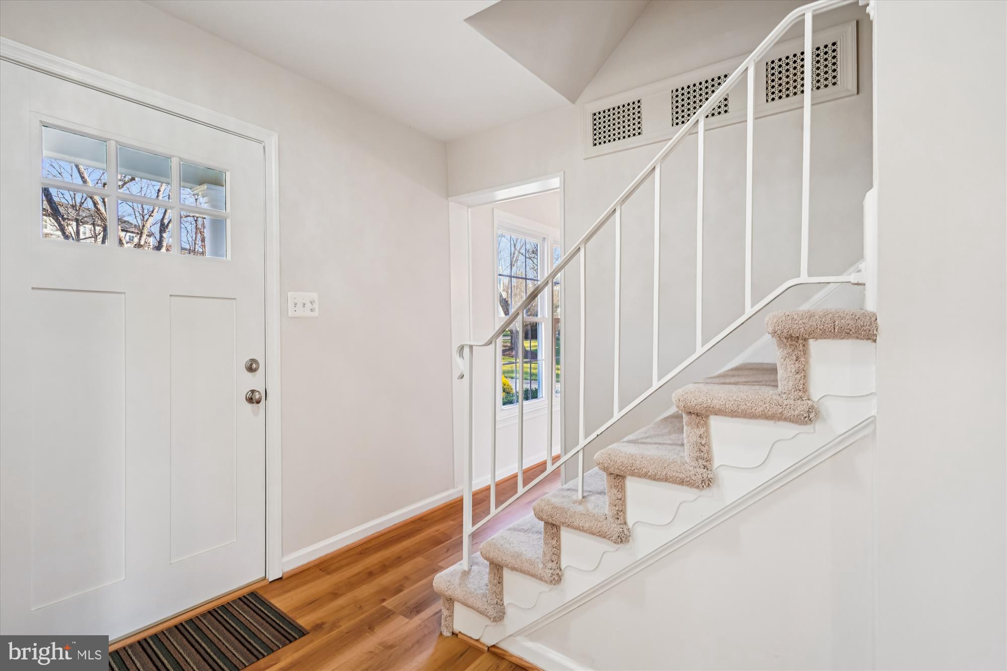 TIBURON - Residential Lease