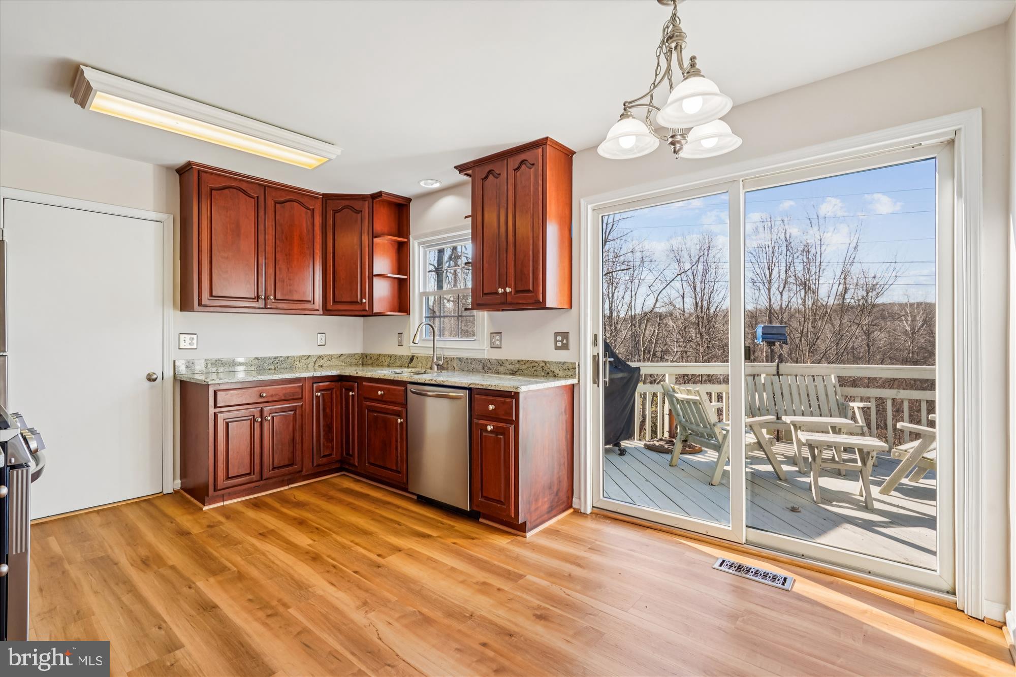 TIBURON - Residential Lease