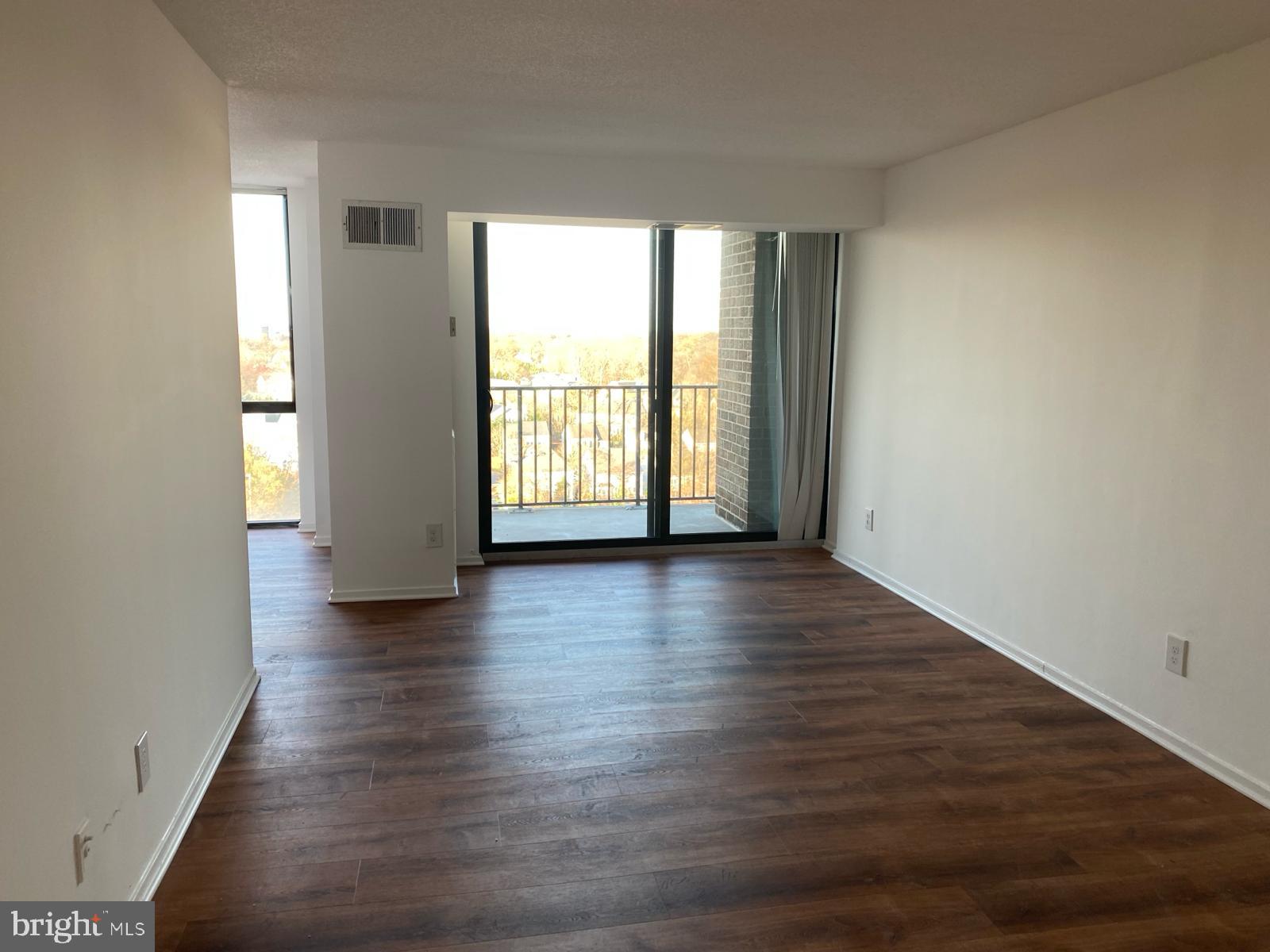 IDYLWOOD TOWERS CONDO - Residential Lease