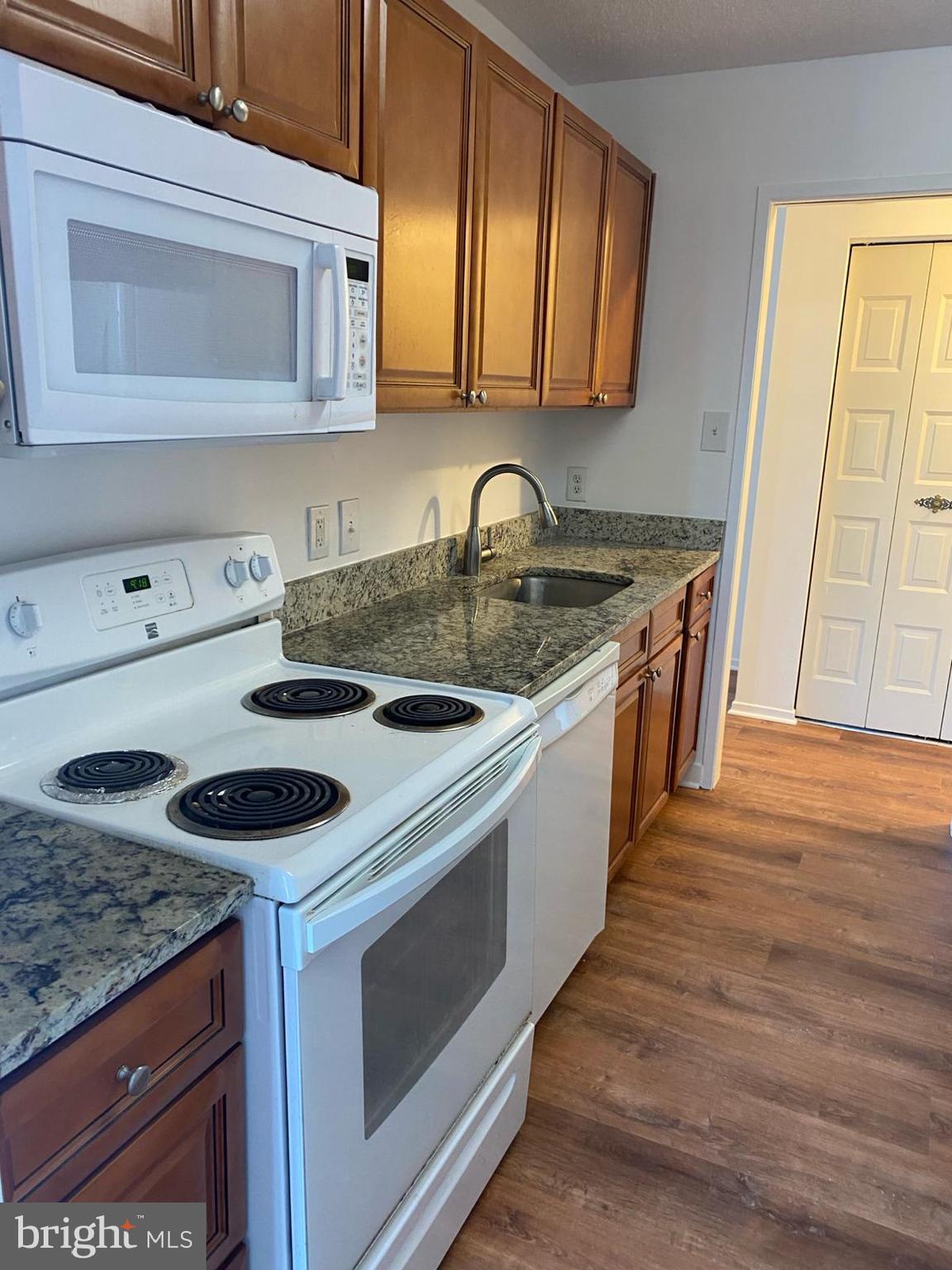 IDYLWOOD TOWERS CONDO - Residential Lease