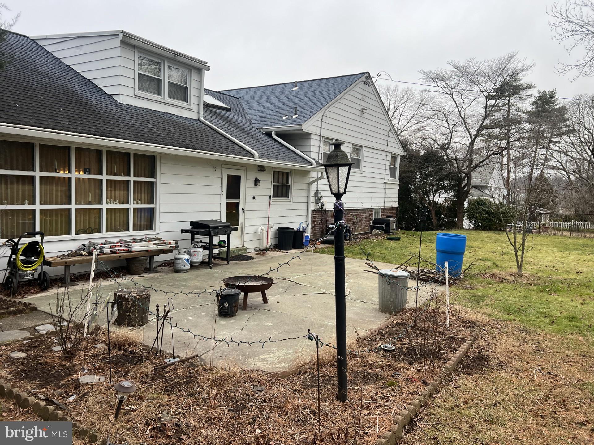 NORTH HILLS - Residential