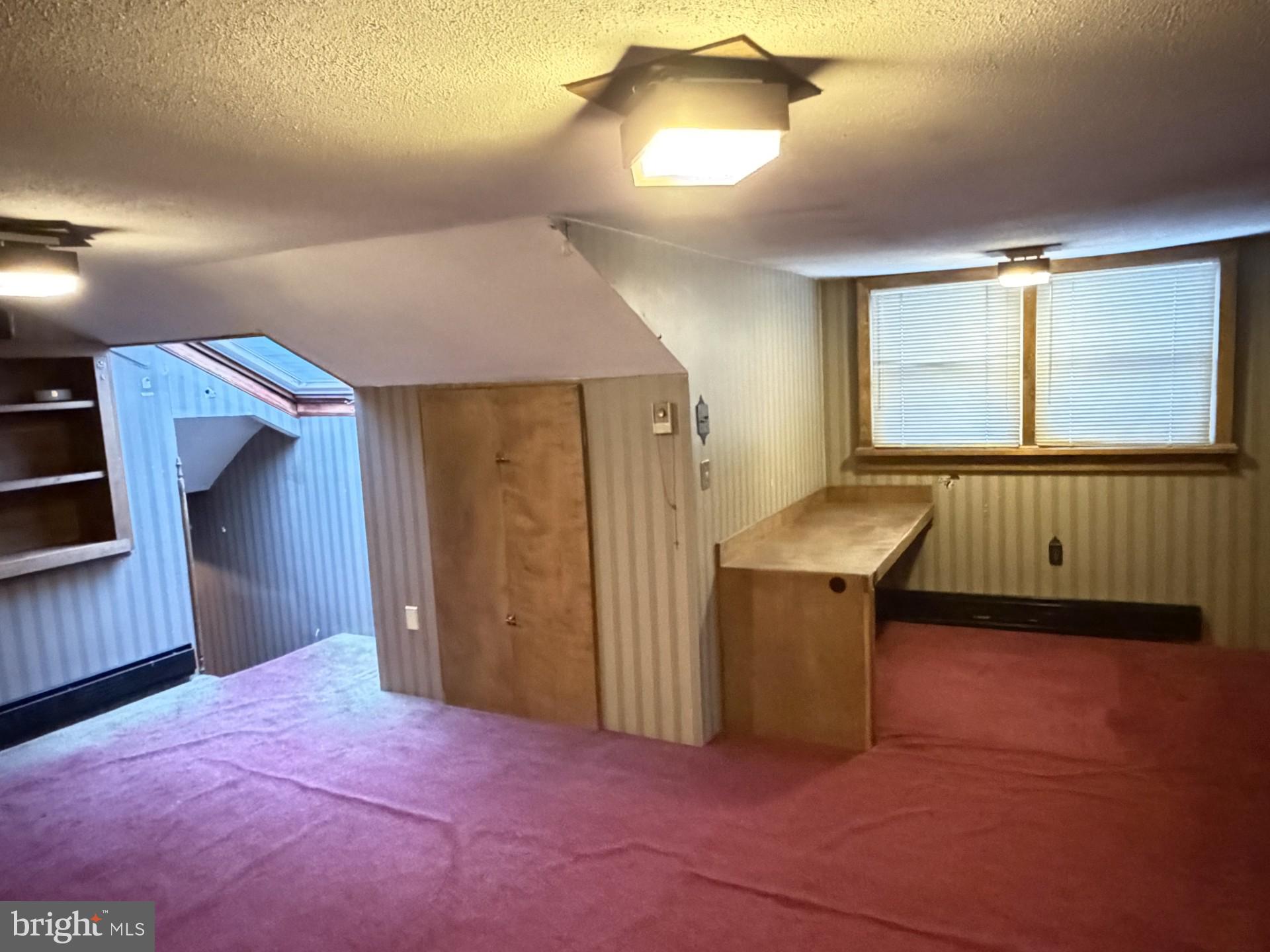 NORTH HILLS - Residential