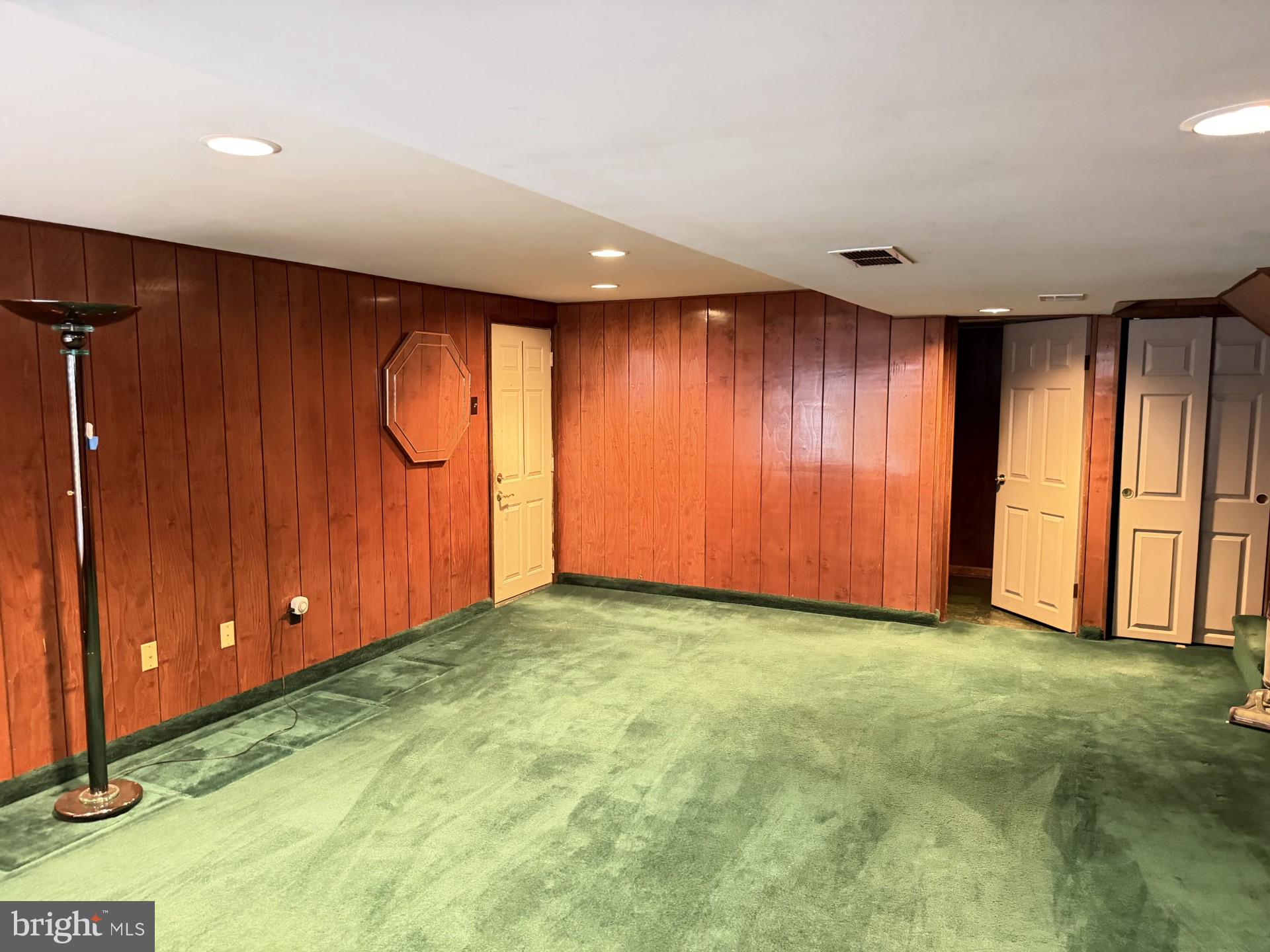 NORTH HILLS - Residential