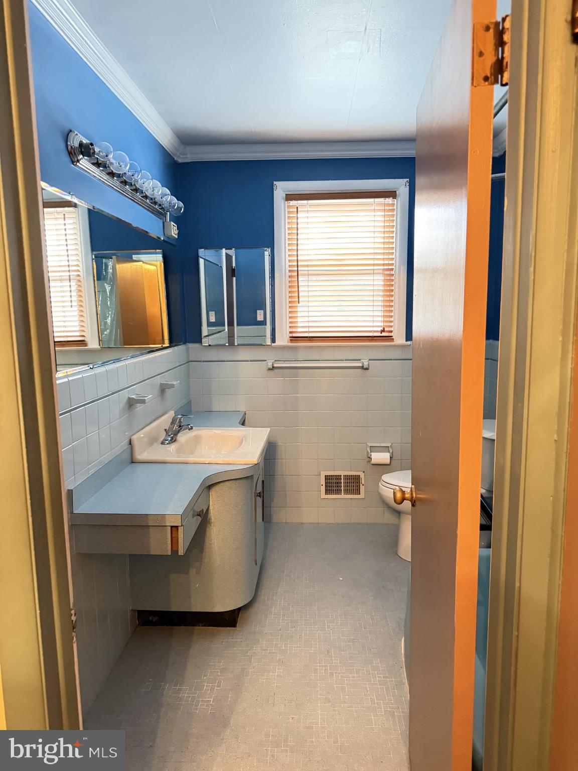 NORTH HILLS - Residential